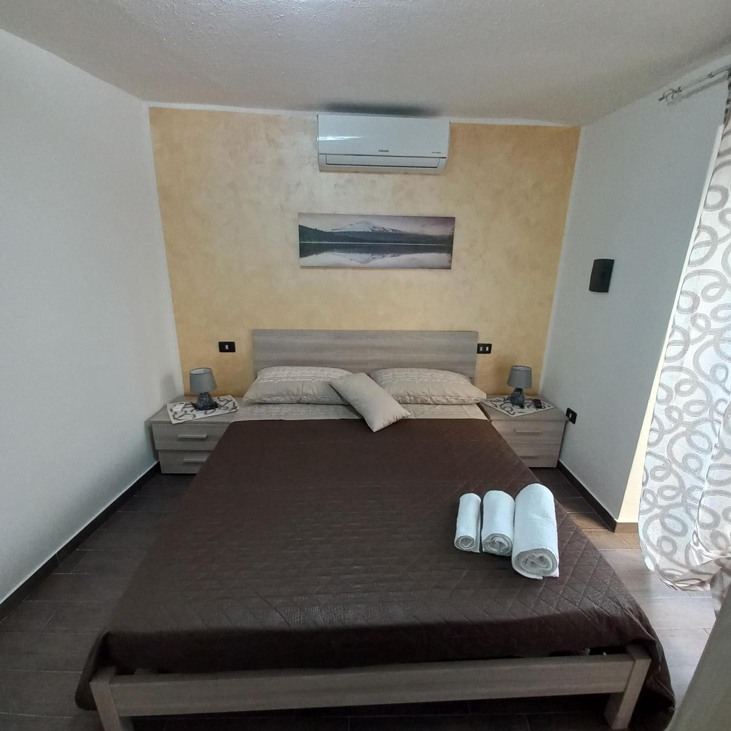 Double Room with Mountain View - Photo 1