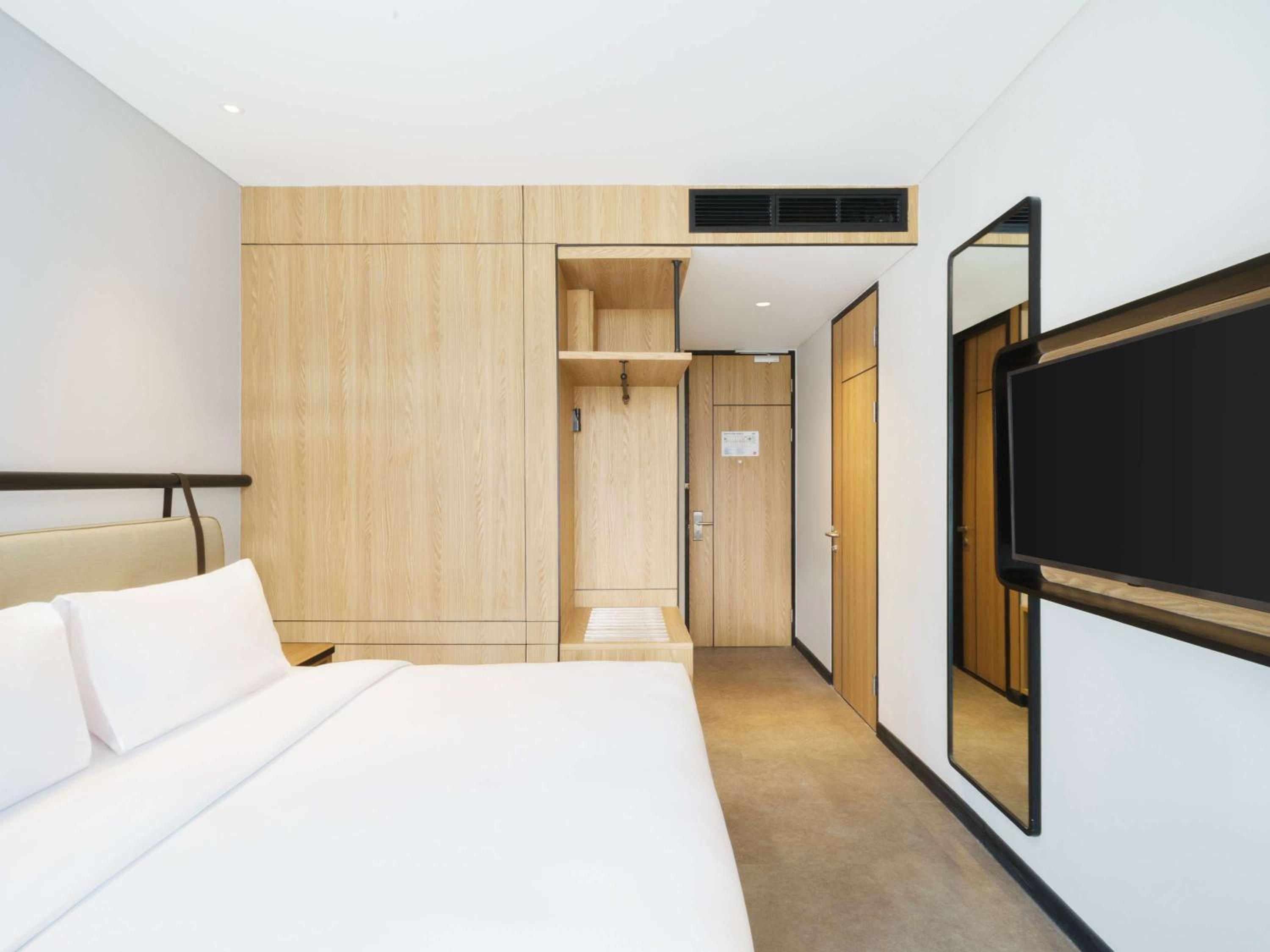 Standard Double Room - Photo 5