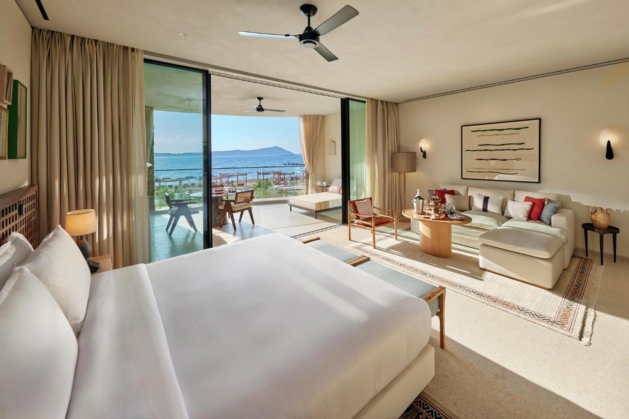 Beach Club Junior Suite King or Twin    - Photo 4