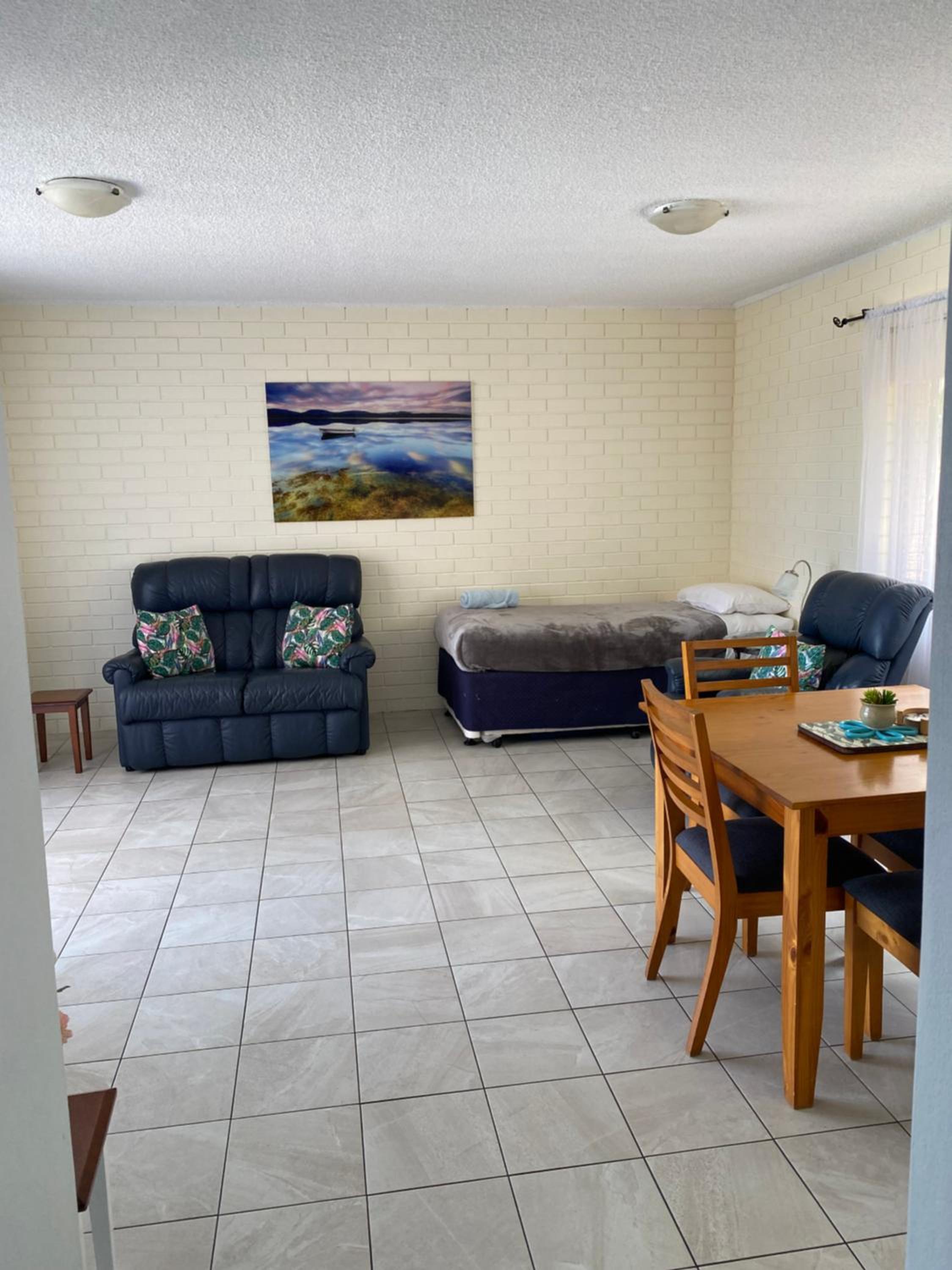 One-Bedroom Apartment with Balcony - Photo 10