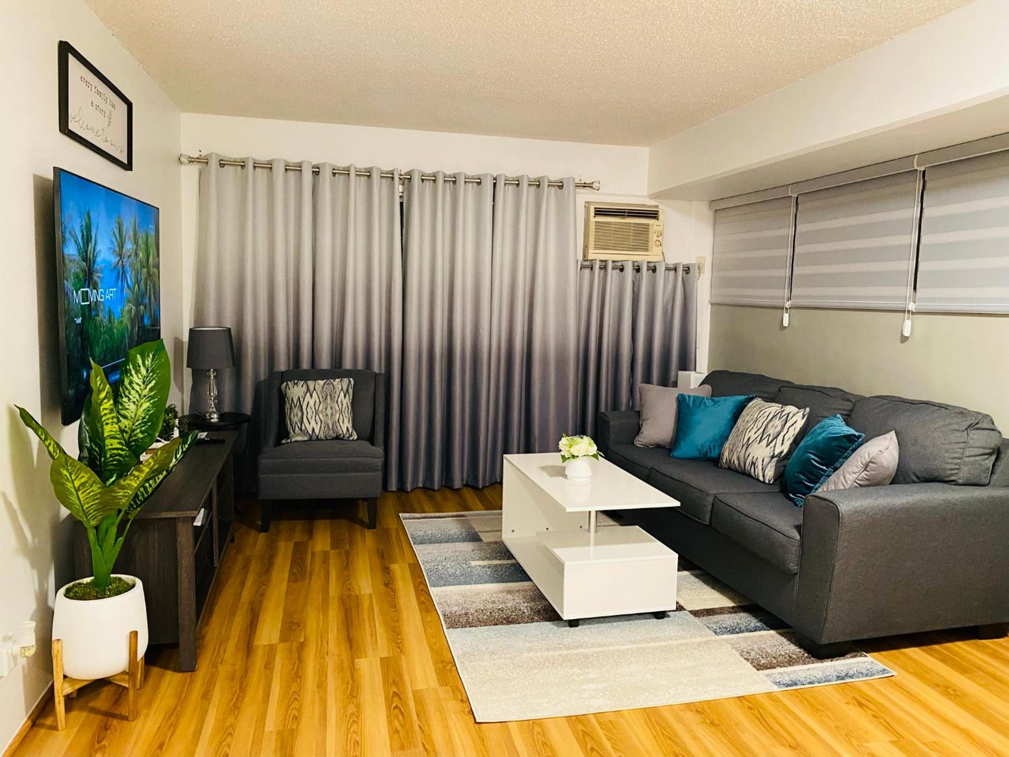 Cozy 2beds,2baths, free parking at Waikiki Beach: Two-Bedroom Apartment photo