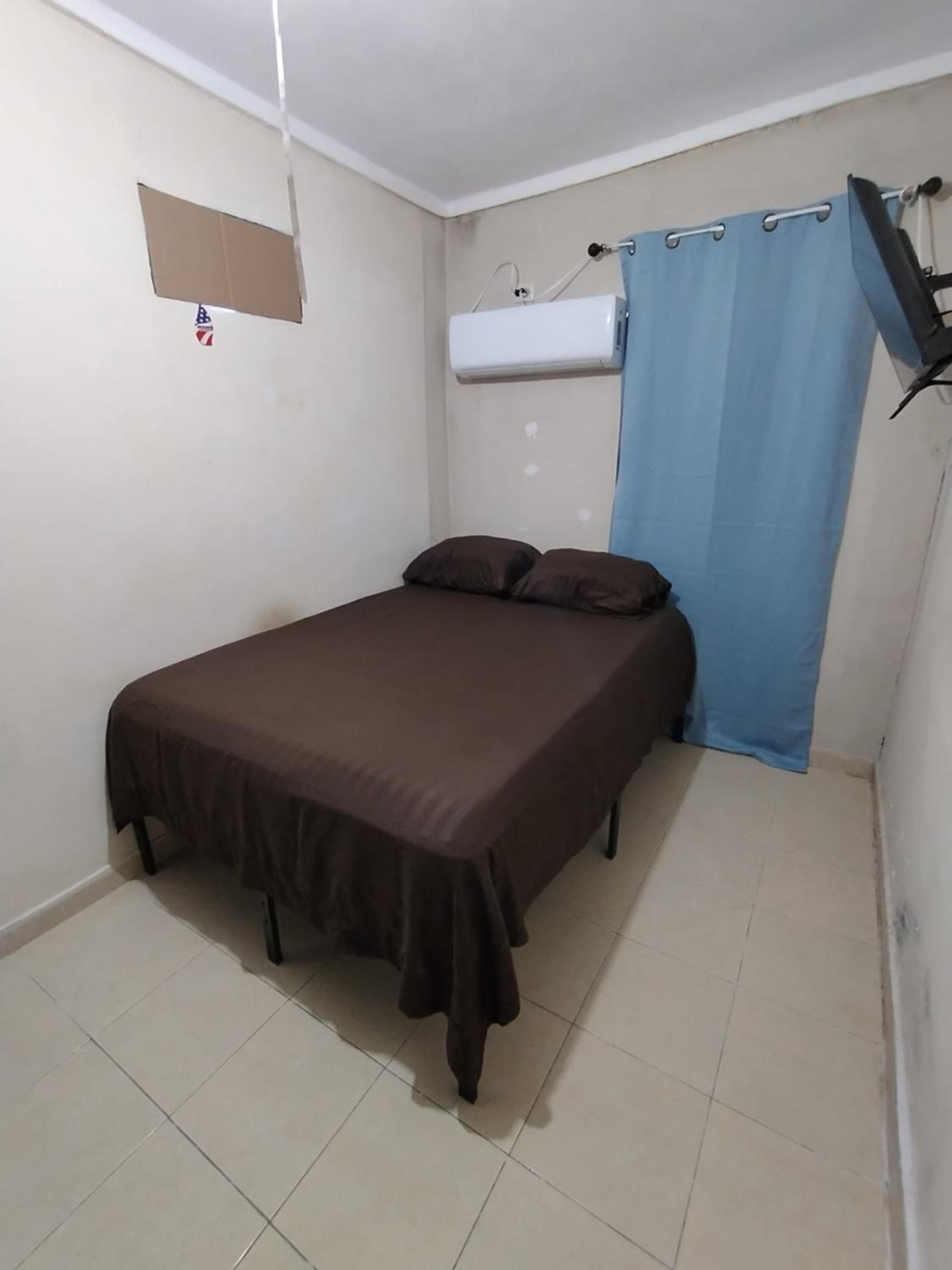 Double Room with Shared Bathroom photo 1