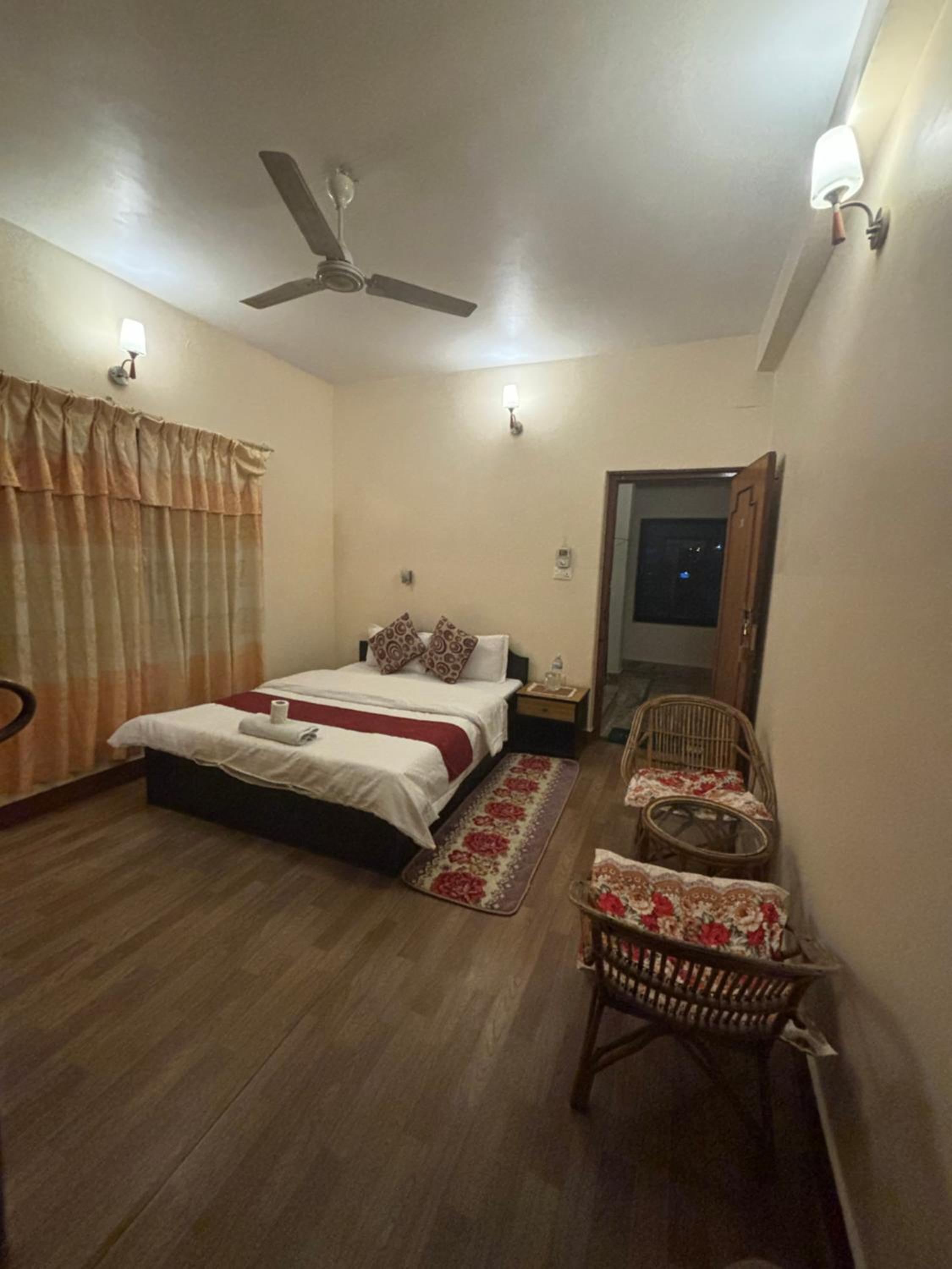 Deluxe Double Room photo 3