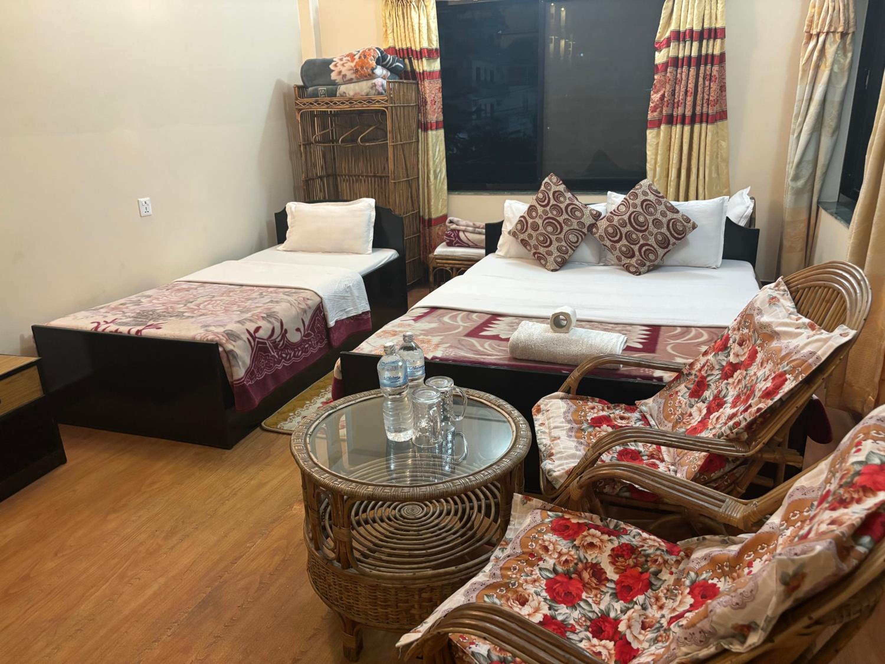 Deluxe Twin Room photo 2