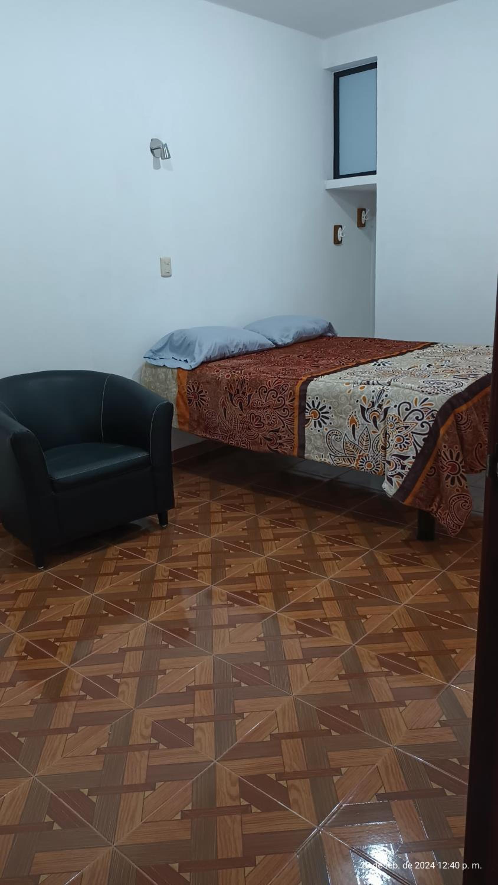 Double Room With Private Bathroom photo 2