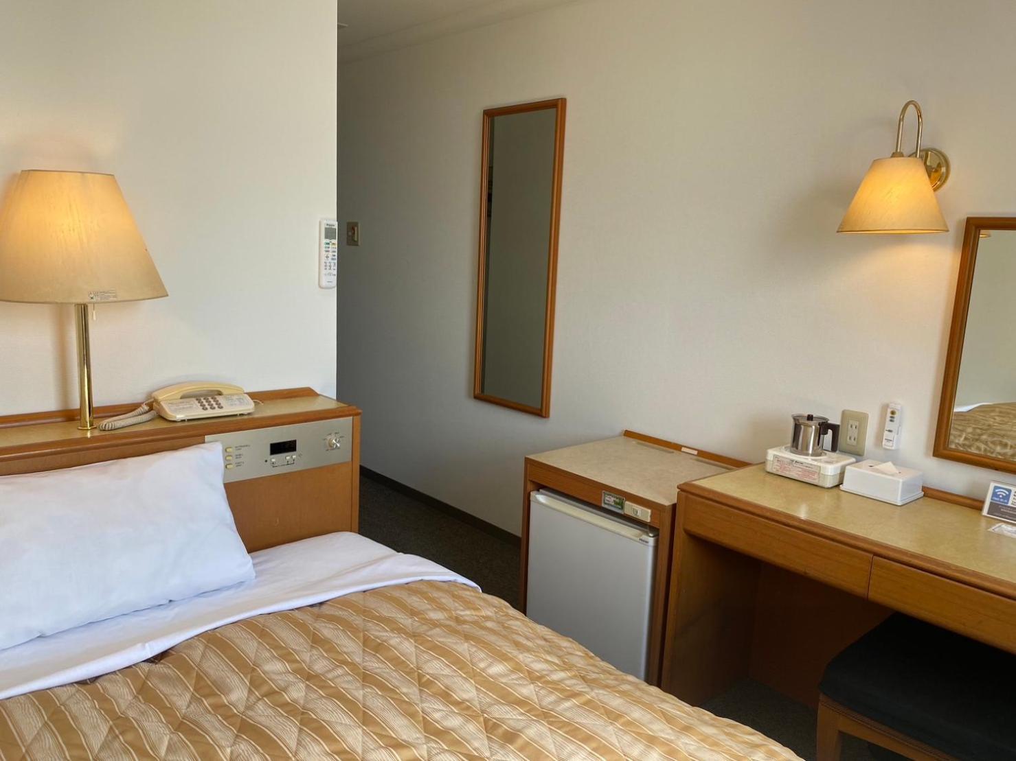 Single Room - Non-Smoking - Annex