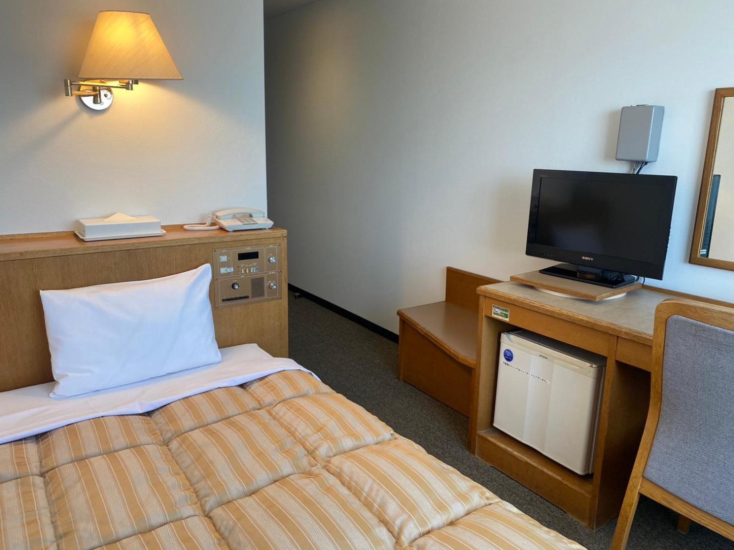 Single Room - Main Building - Non-Smoking - Photo 1
