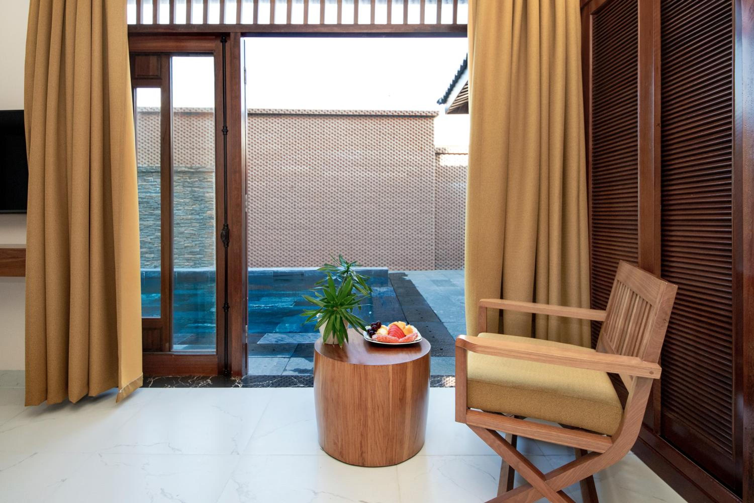 02 bedroom Suite with private pool