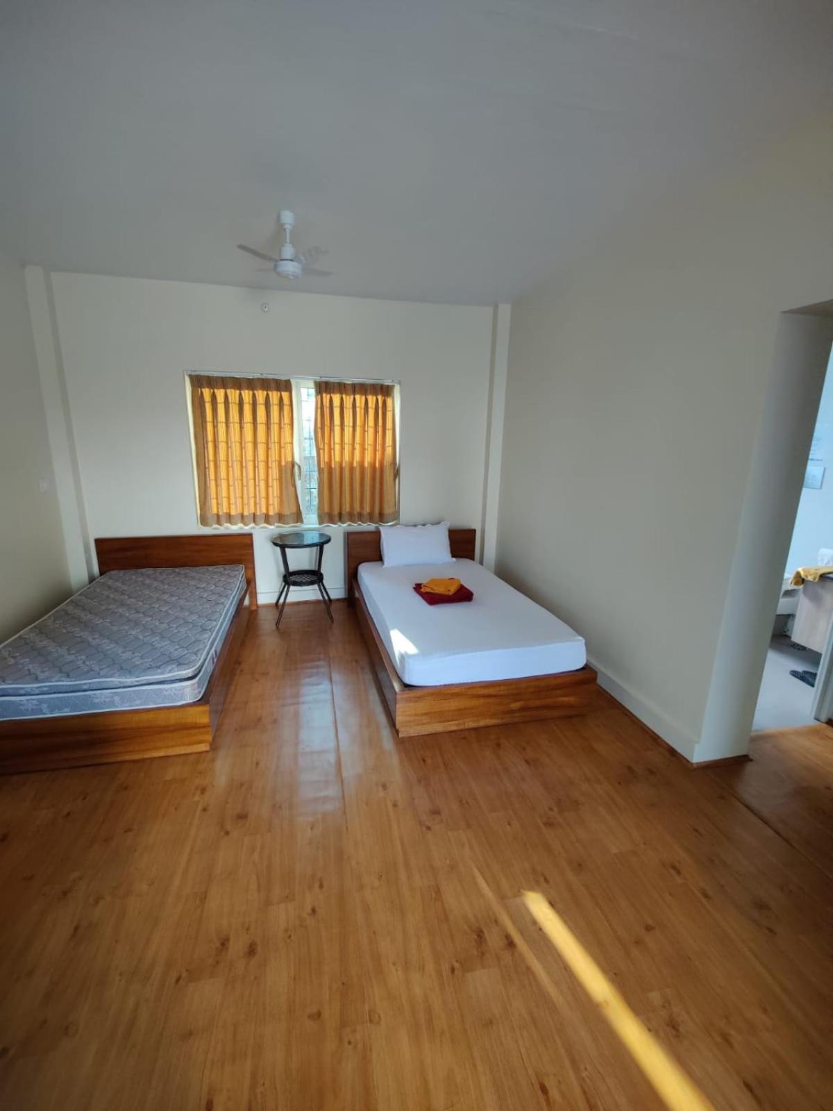 One-Bedroom Apartment photo 3