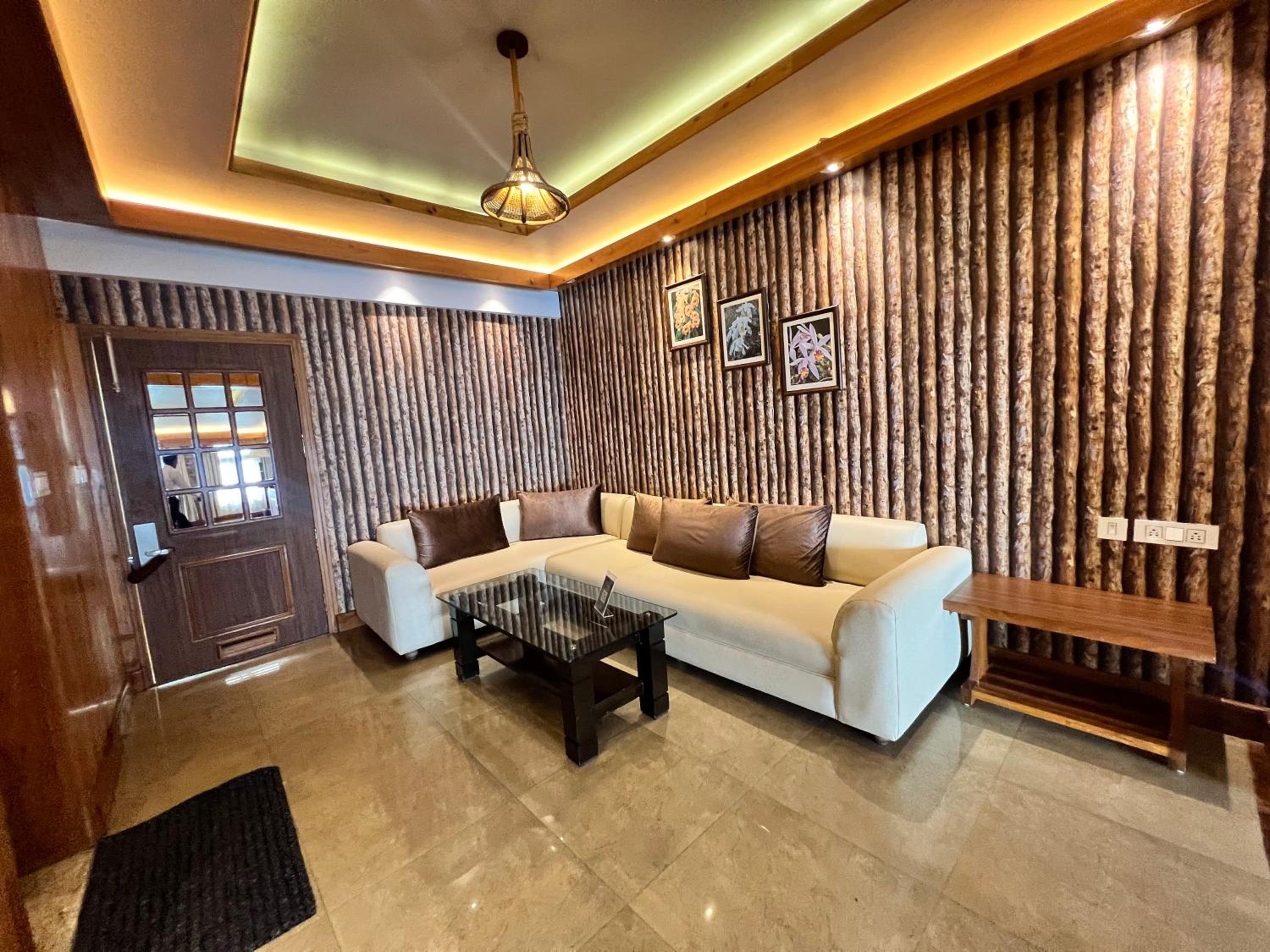 Superior Suite photo 1