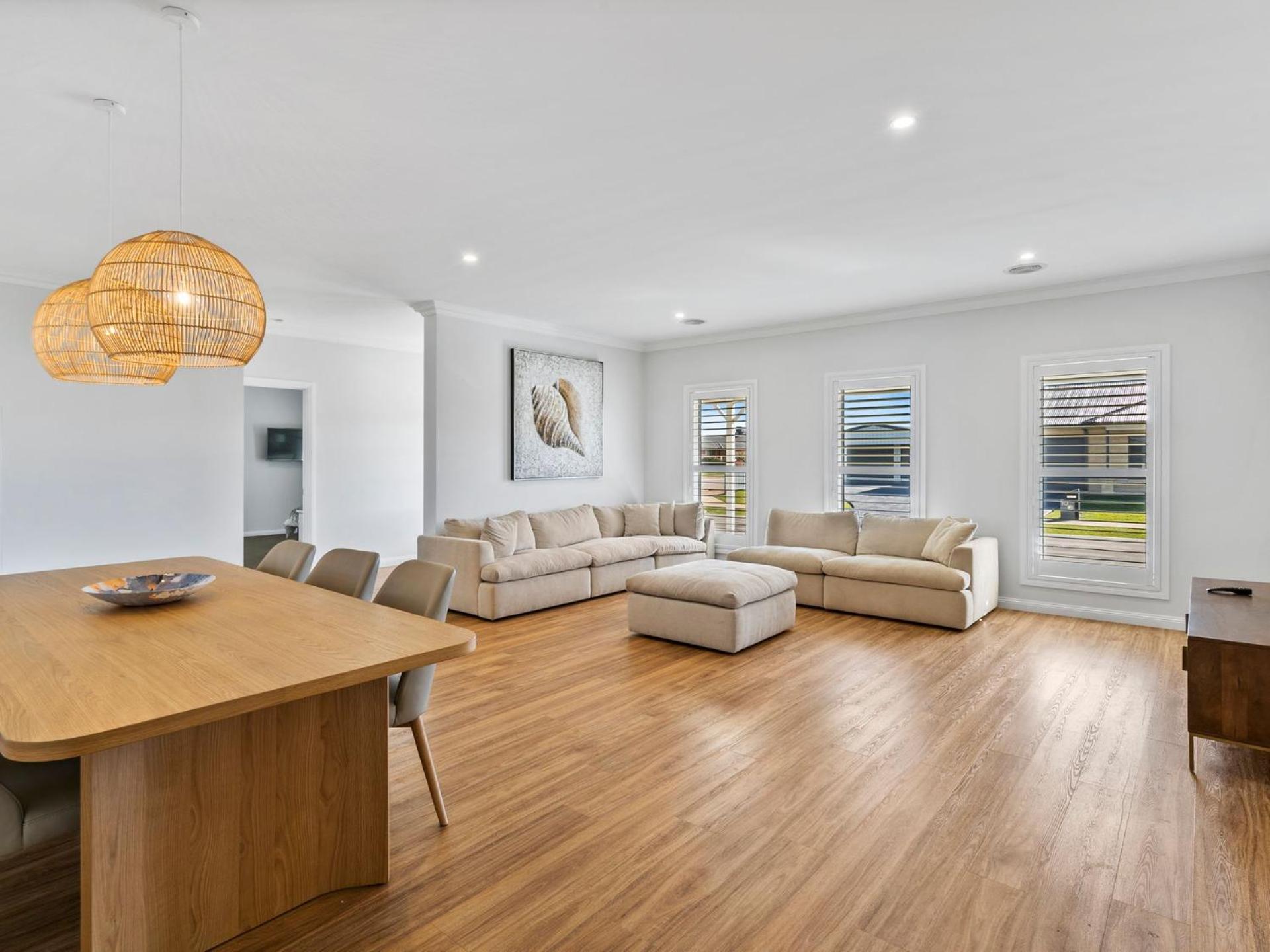 Four-Bedroom House photo 1