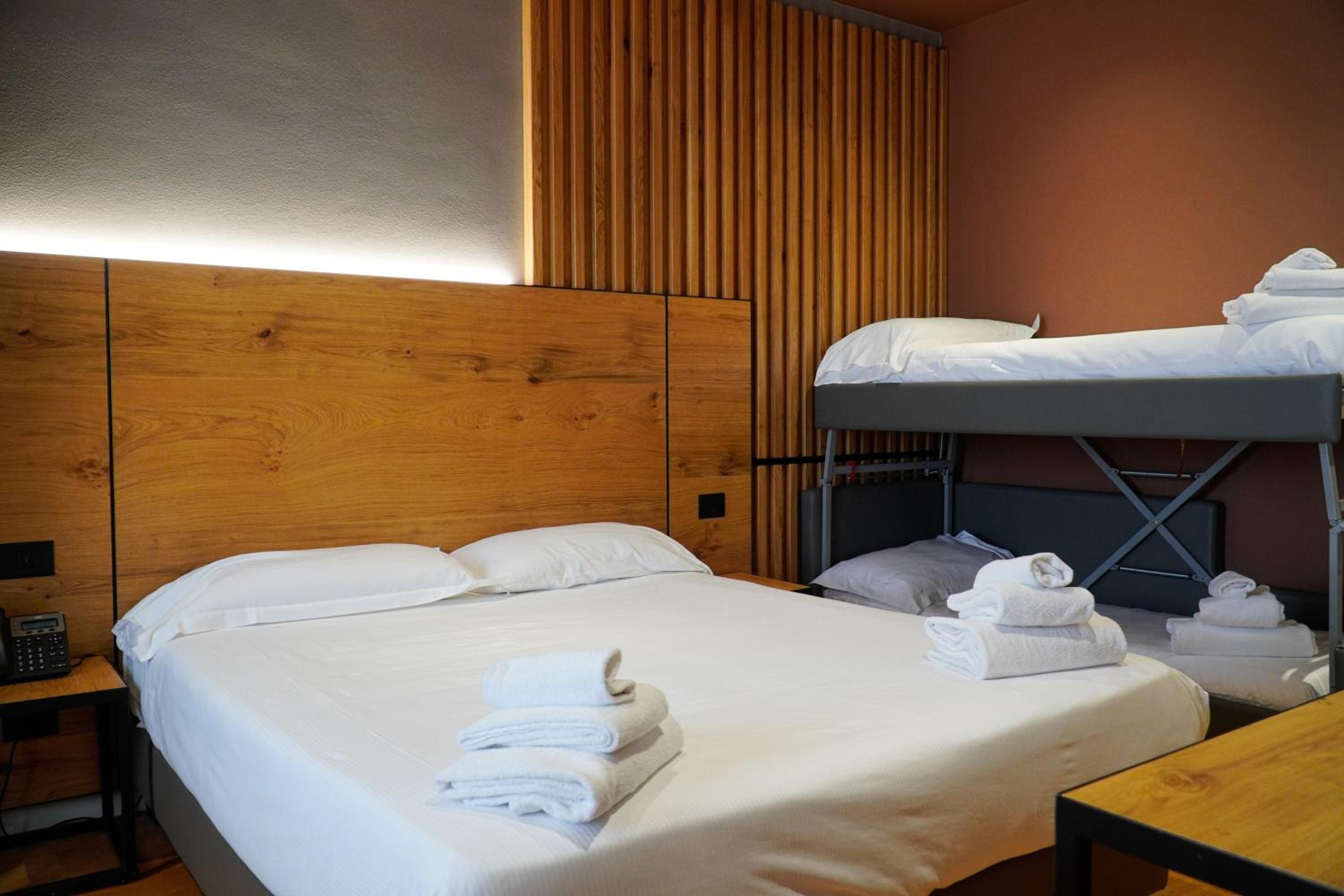 Premium Quadruple Room
