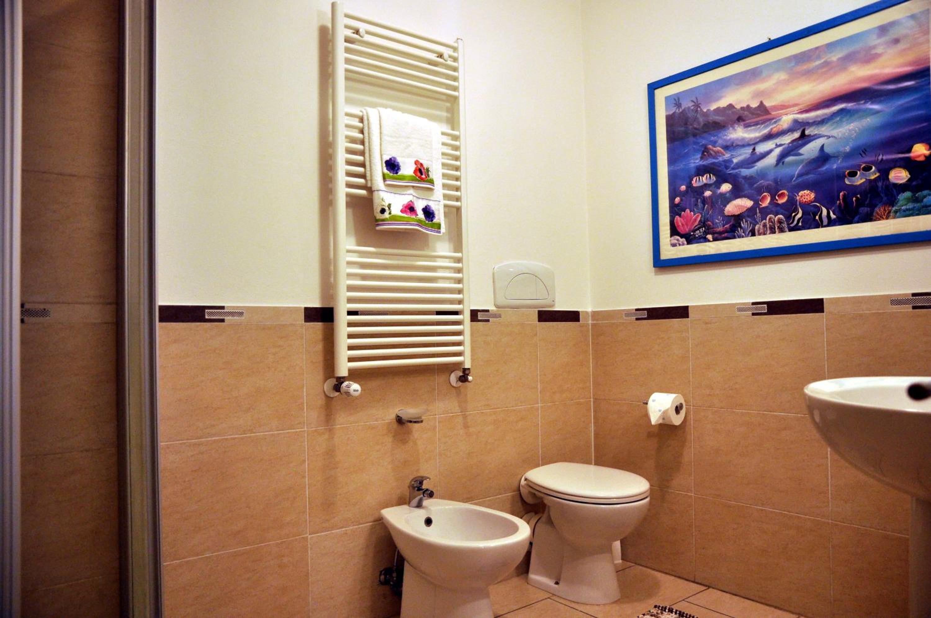 Two-Bedroom Apartment photo 3