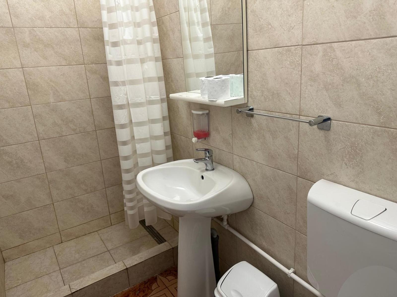 Basic Triple Room - Photo 56