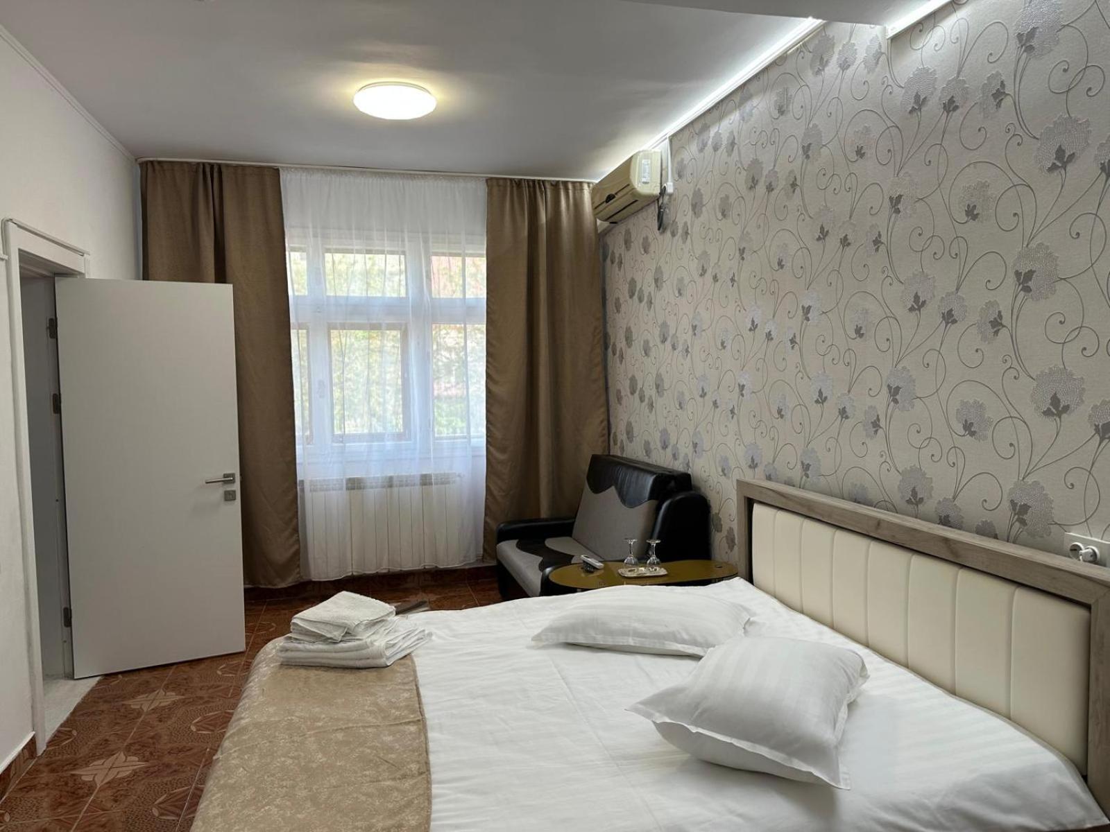 Basic Triple Room - Photo 48