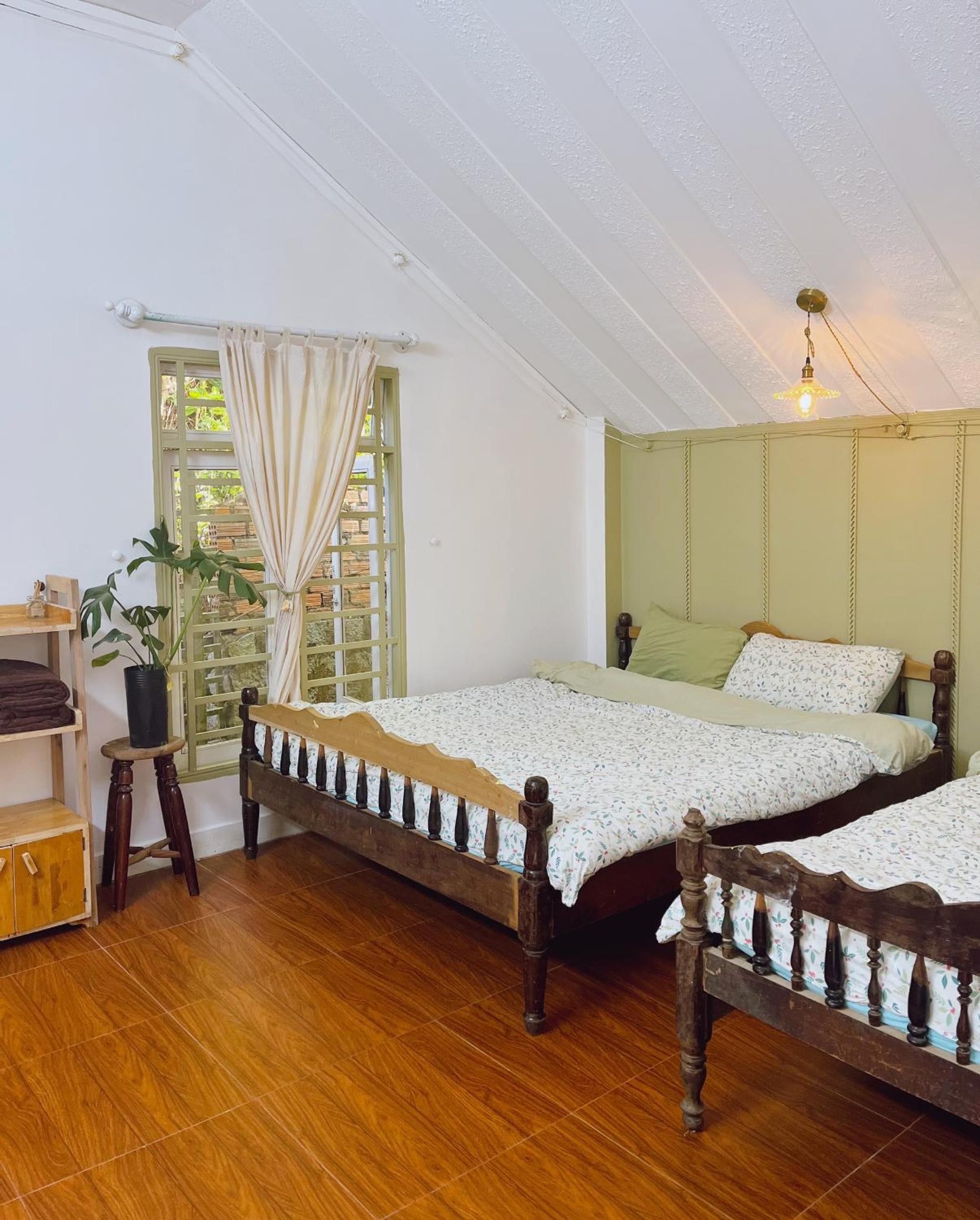 Quadruple Room With Private Bathroom photo 2
