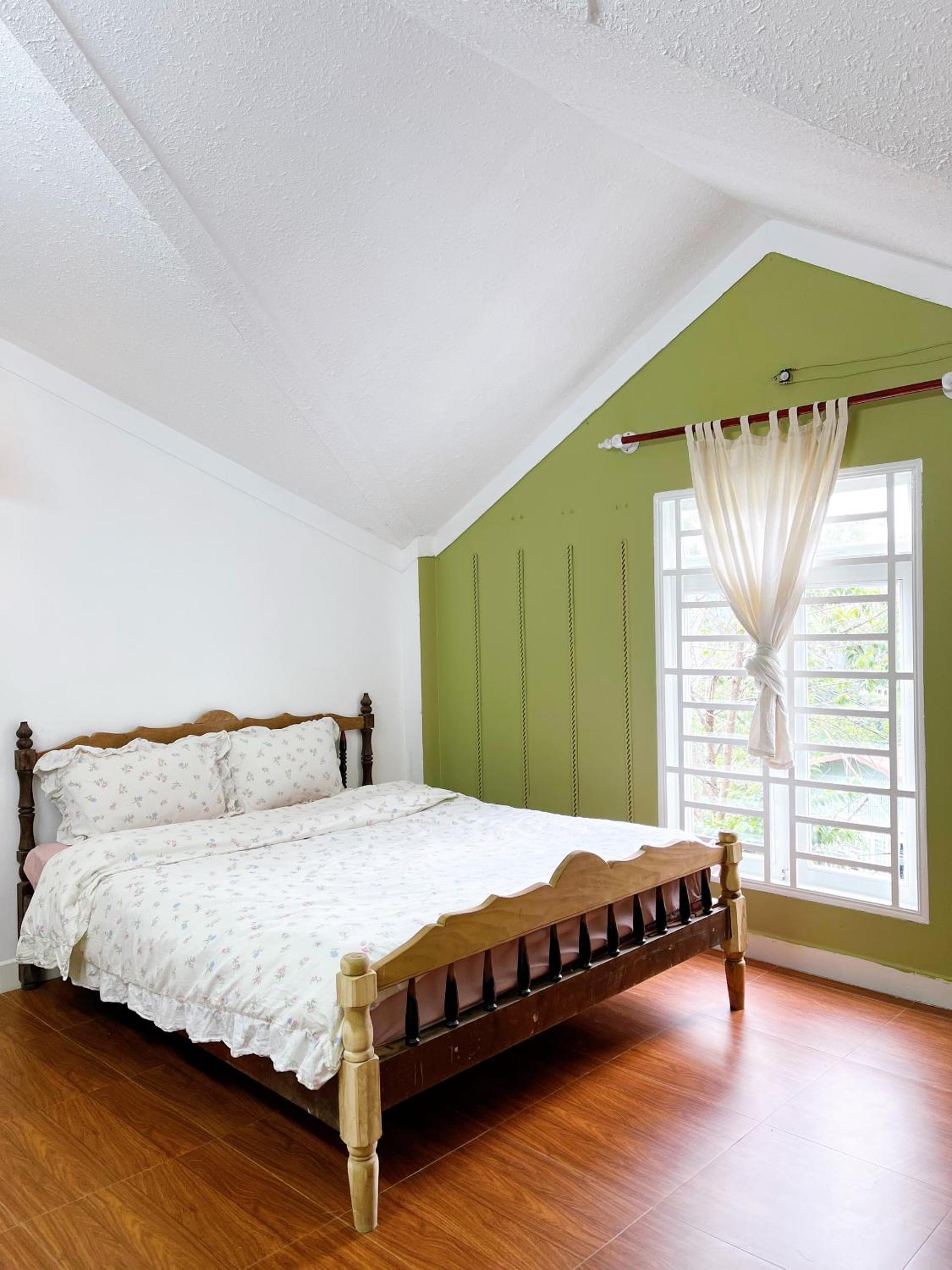 Deluxe Room (2 Adults + 1 Child) photo 1