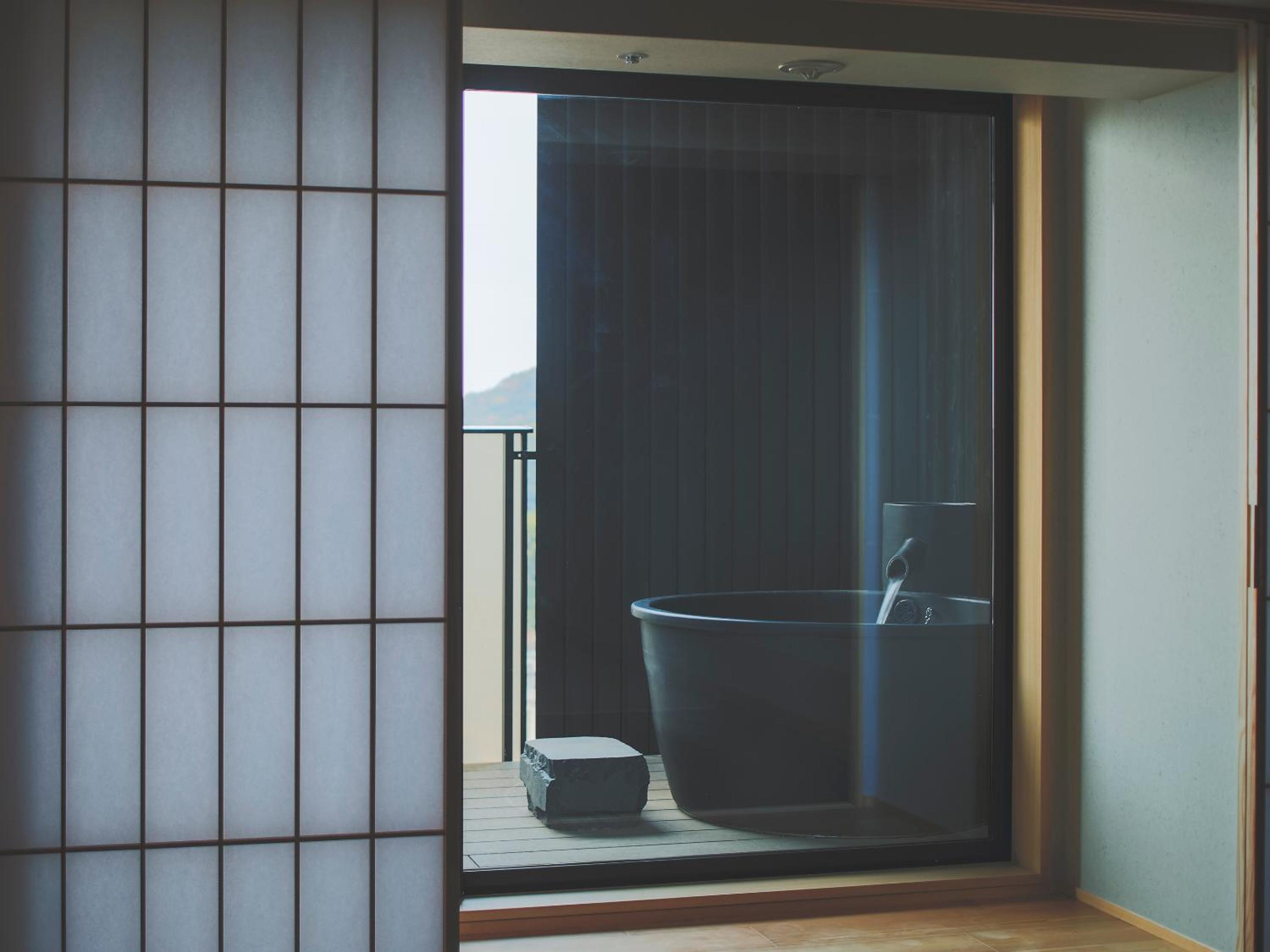 Ocean View Junior Suite Room with Open-Air Bath - Photo 8