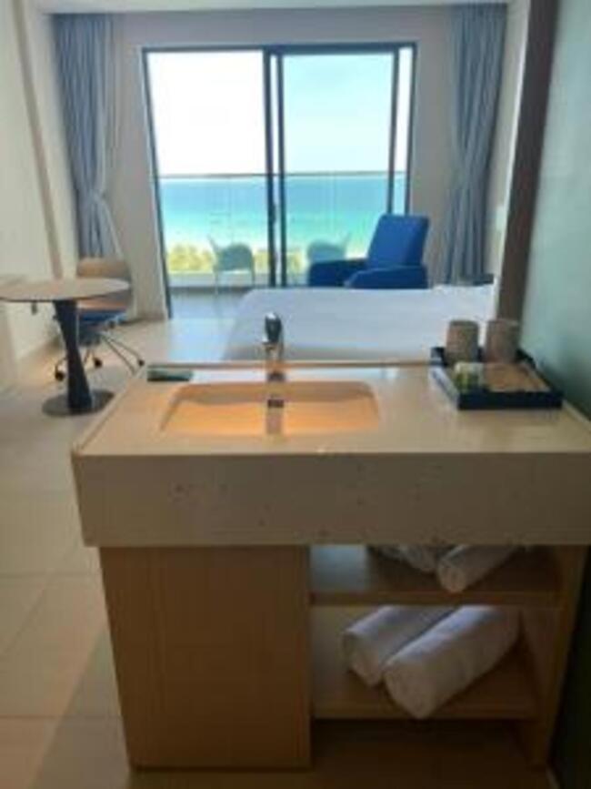Deluxe Double Or Twin Room With Sea View photo 2