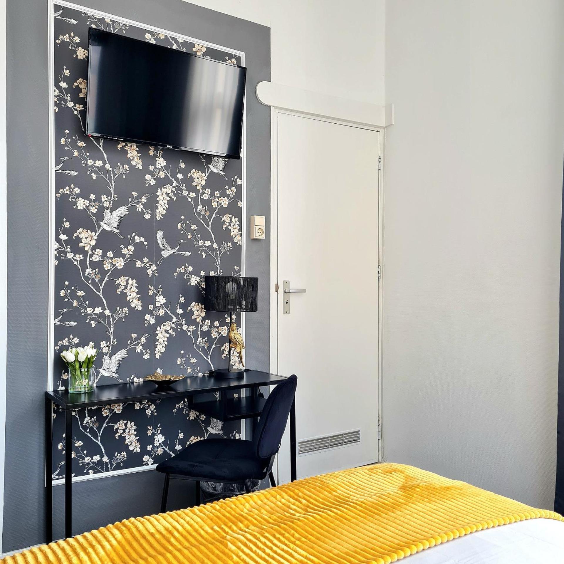 Double Room - Photo 2