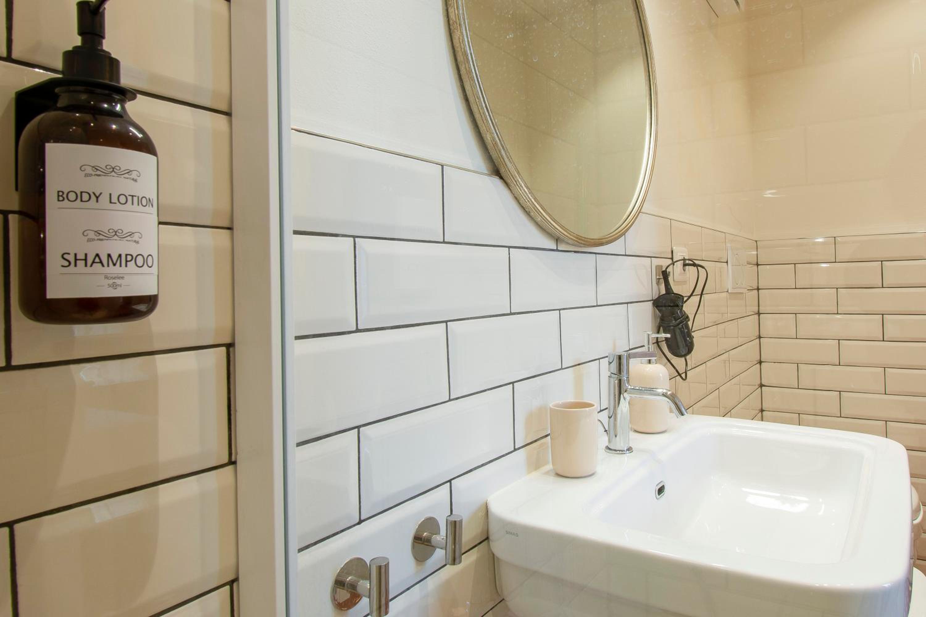 Double Room with Private Bathroom photo 2