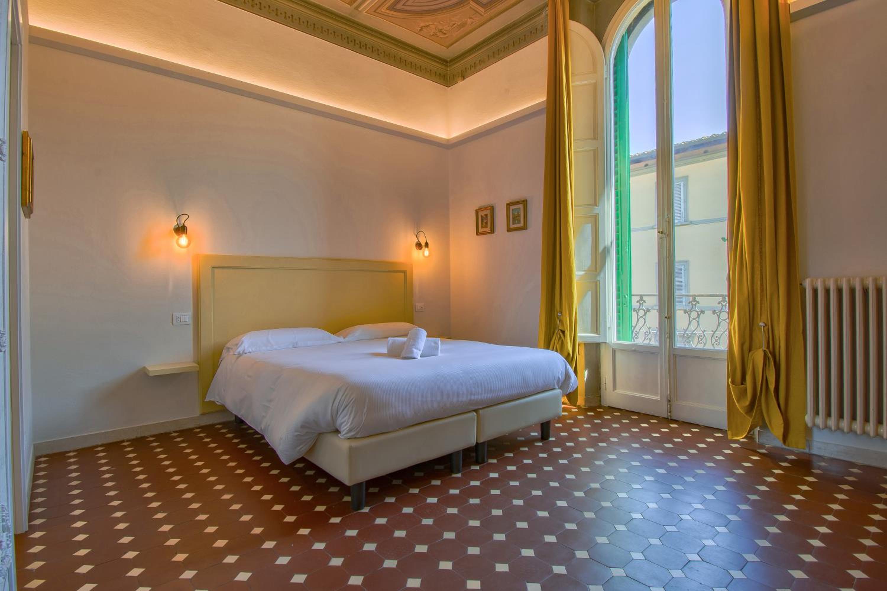 Double Room with Private Bathroom photo 3