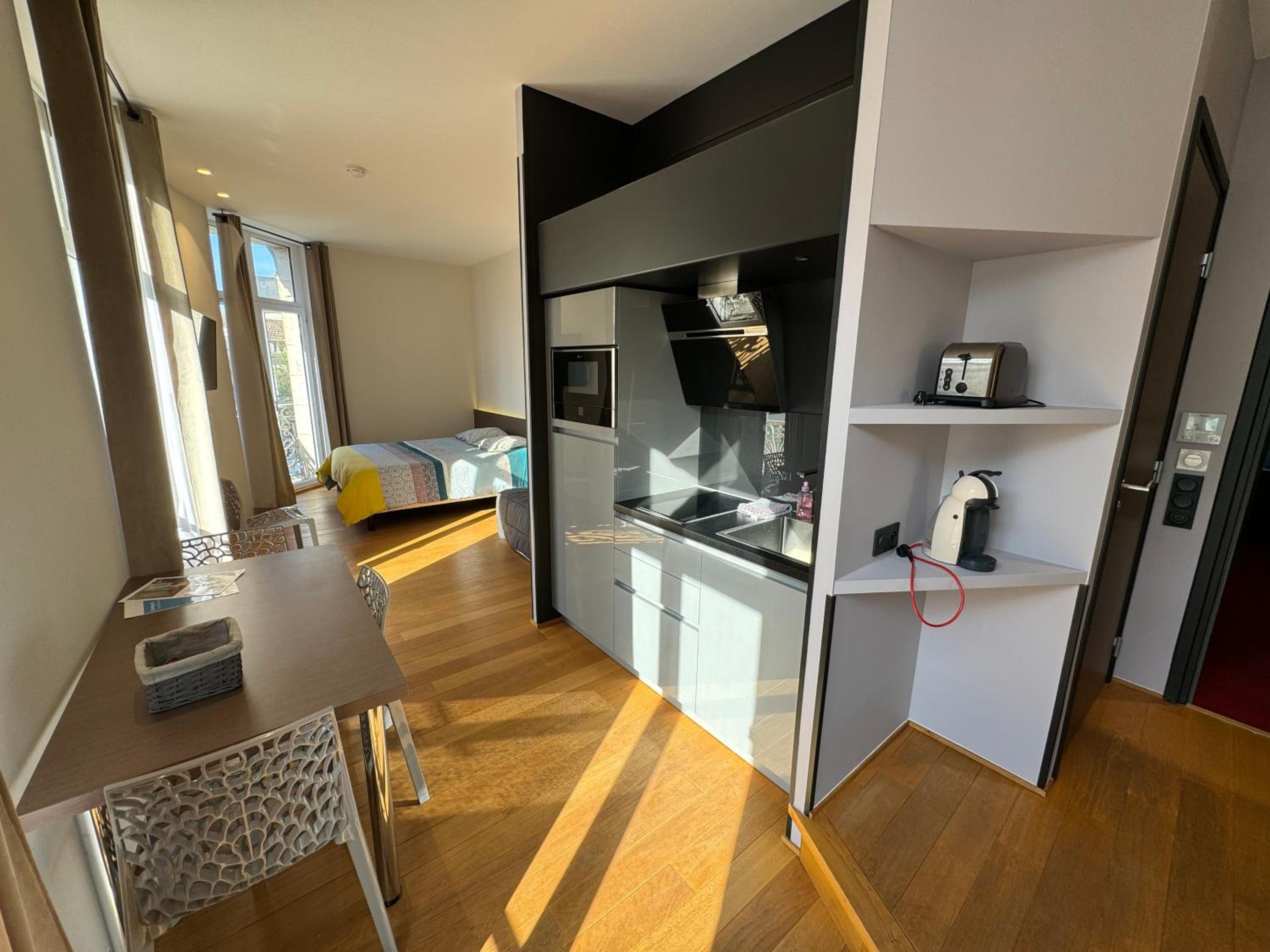 Superior Apartment