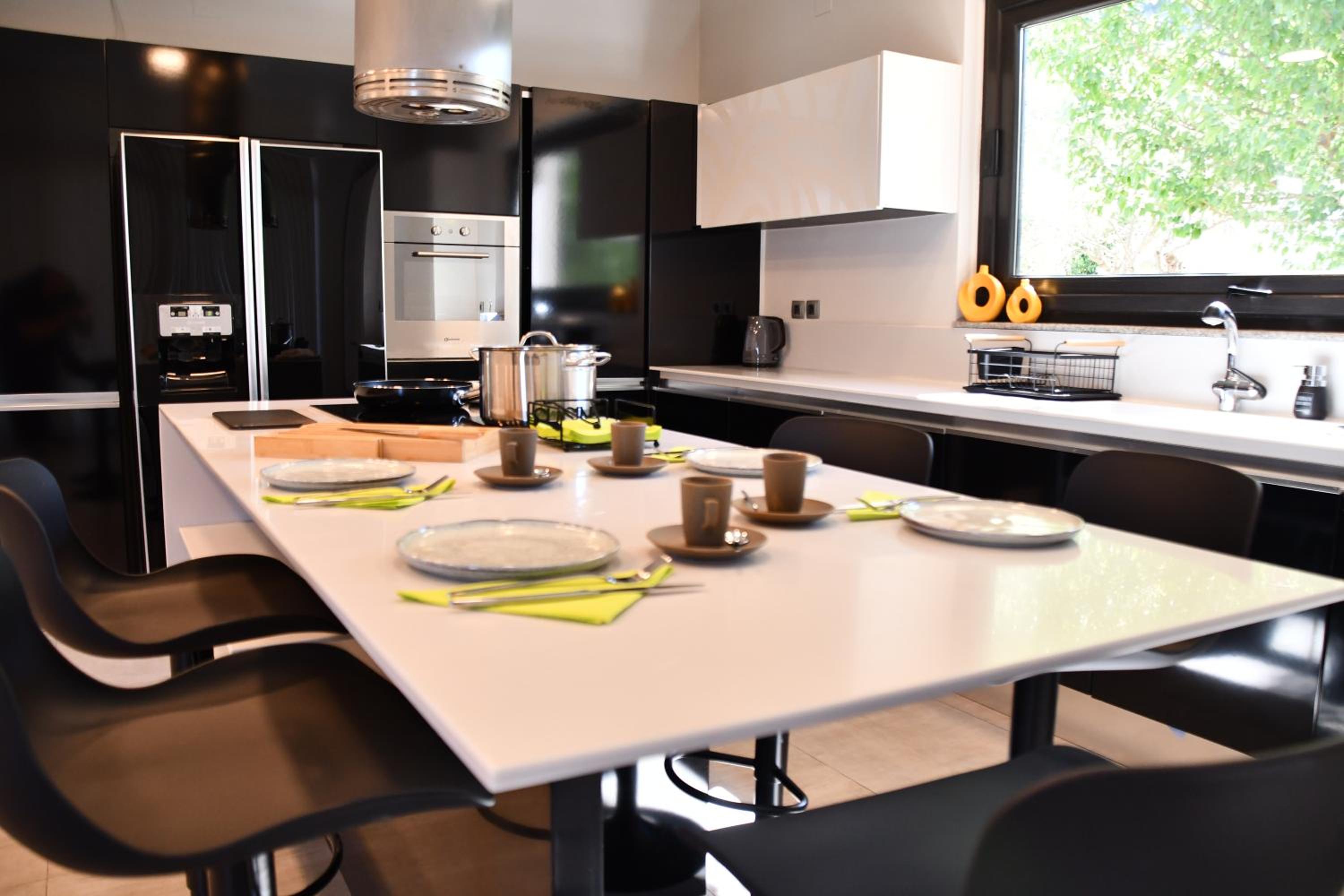 Villa photo 2