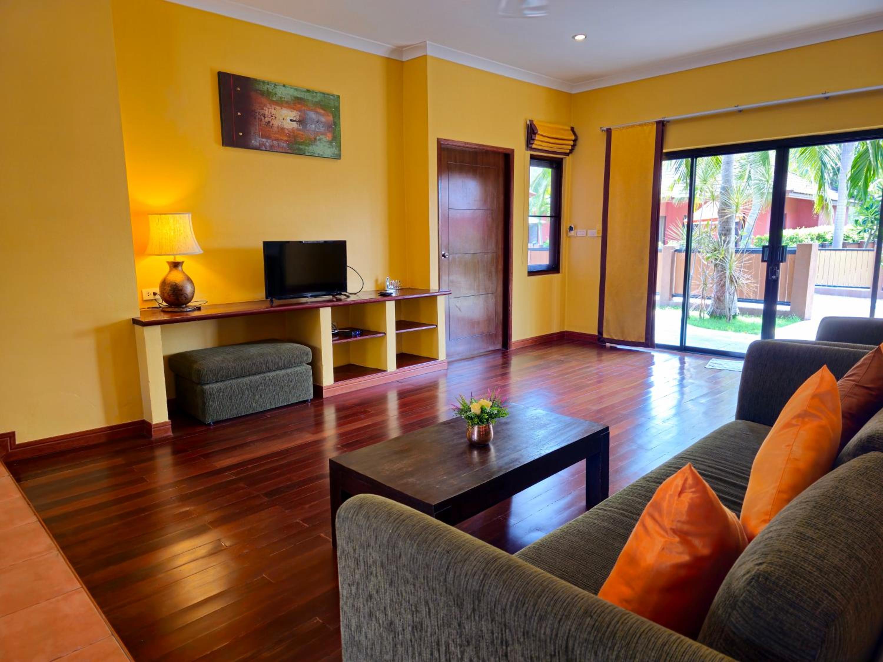 Two-Bedroom Villa with Pool Access - Photo 9