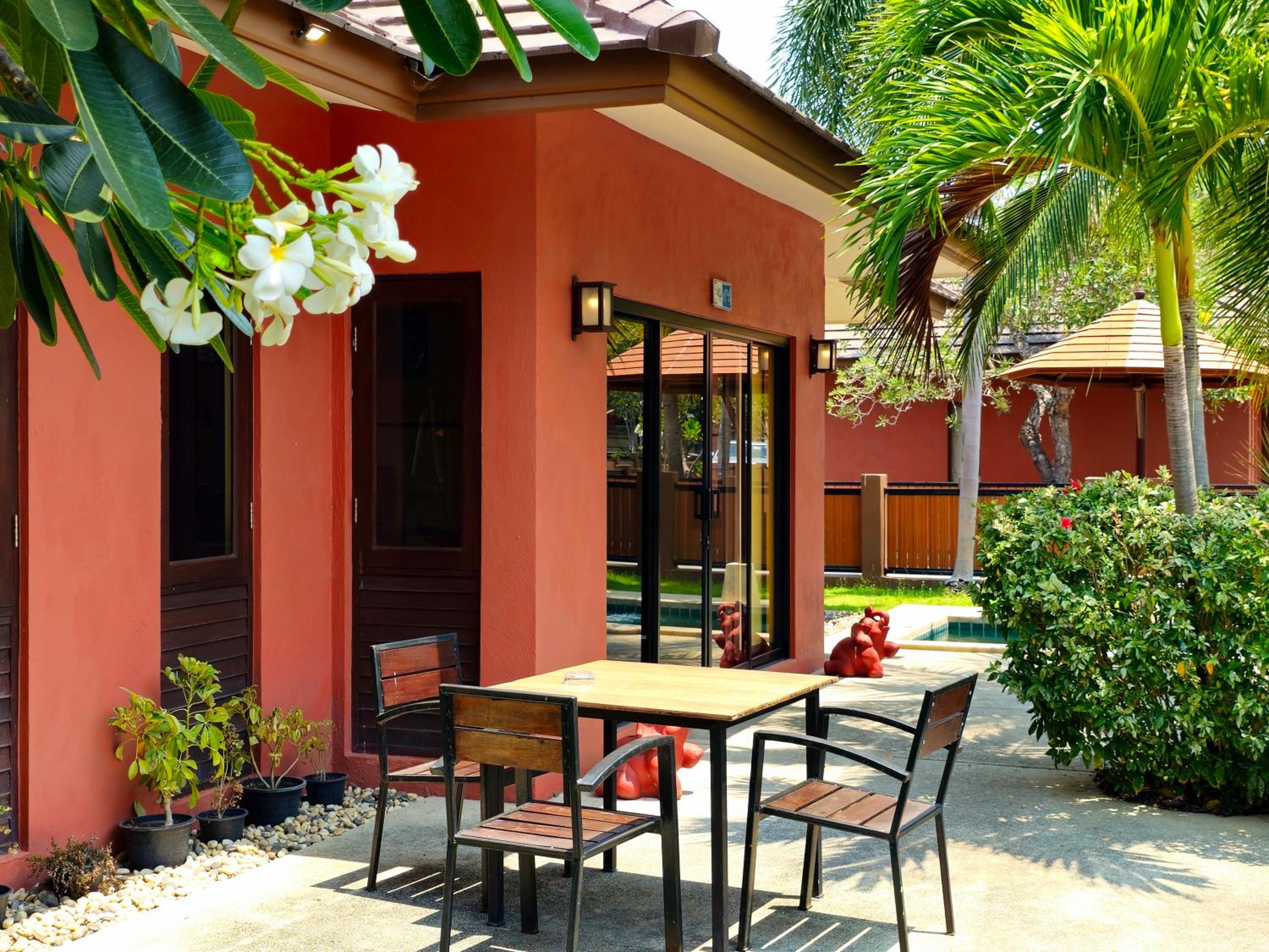 Two-Bedroom Villa with Pool Access - Photo 11