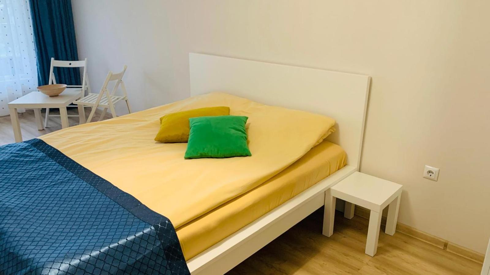 One-Bedroom Apartment - Photo 19