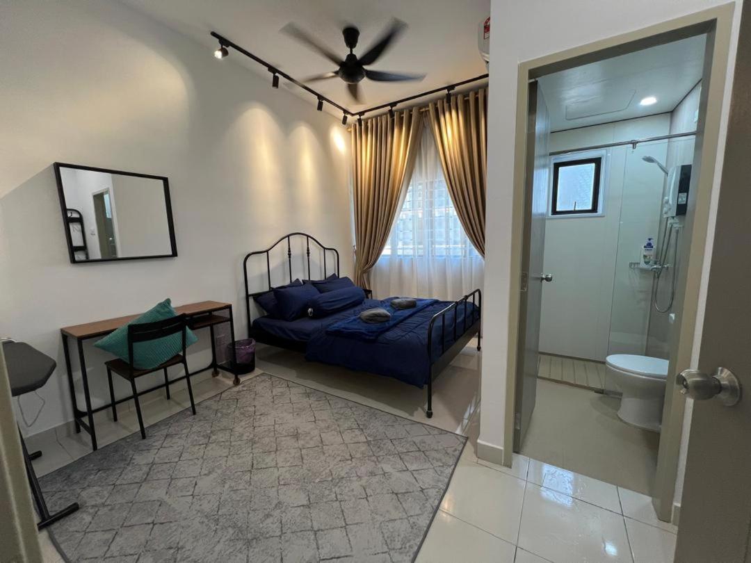 Two-Bedroom Apartment photo 2