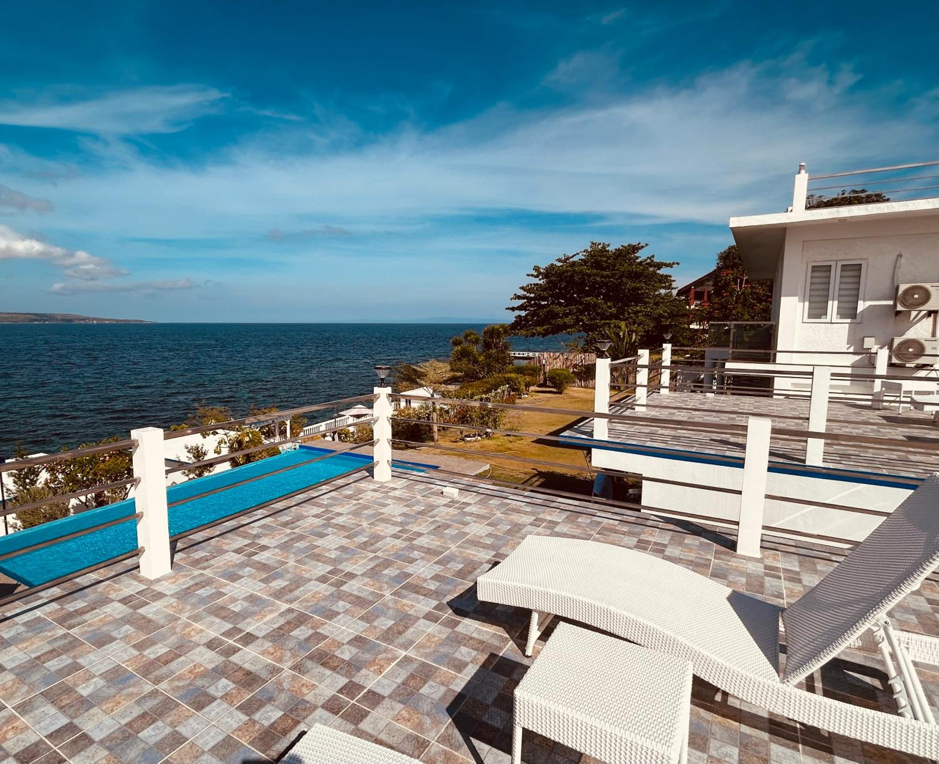 Villa with Sea View - Photo 6