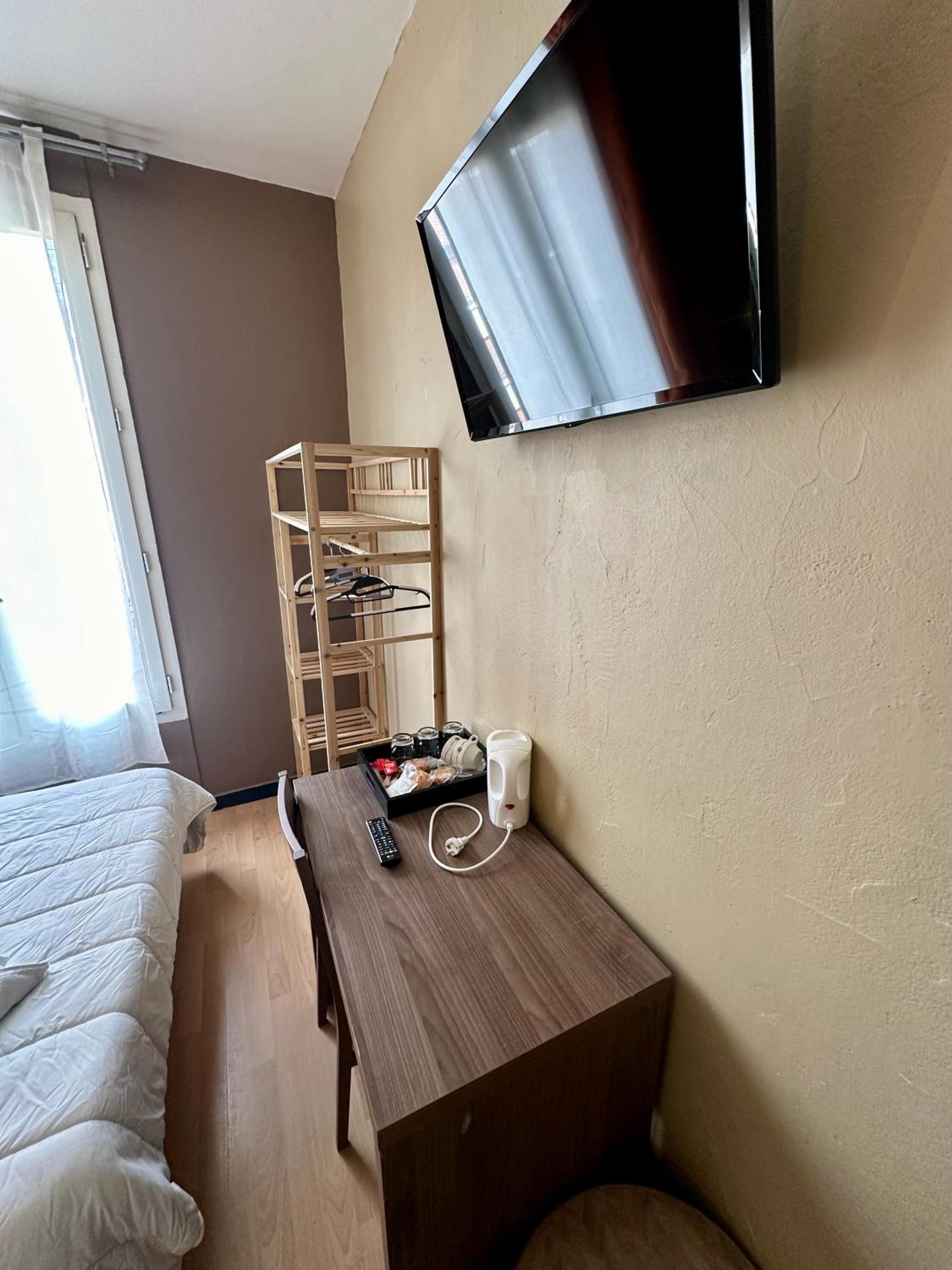 Triple Room - Photo 6