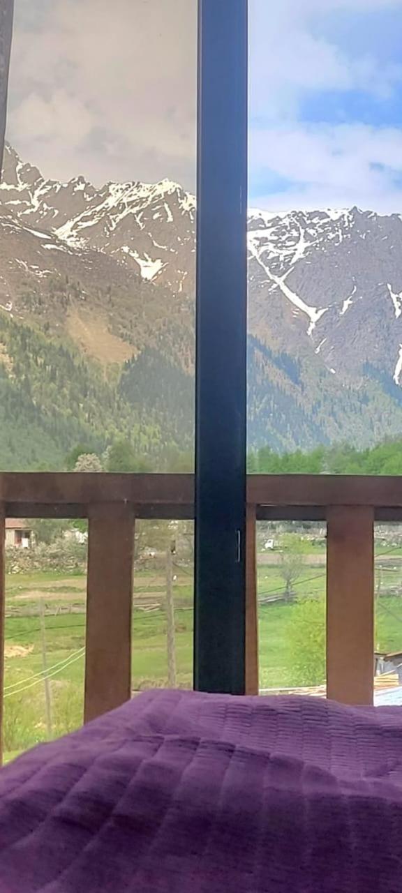 Triple Room with Mountain View