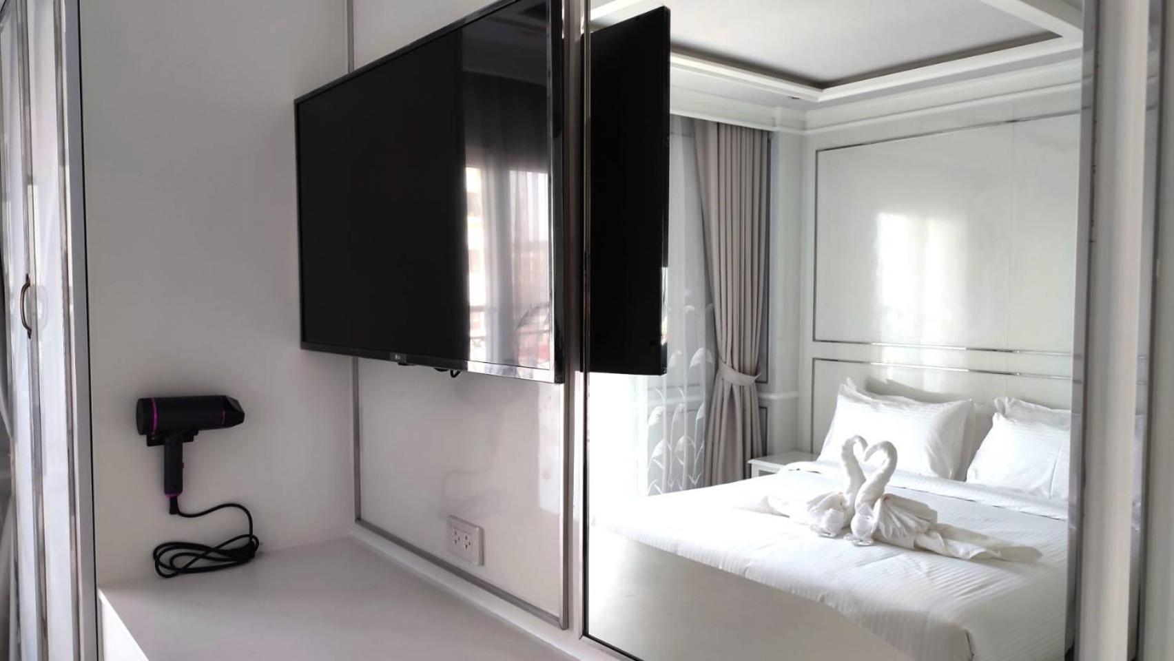 Deluxe Family Suite