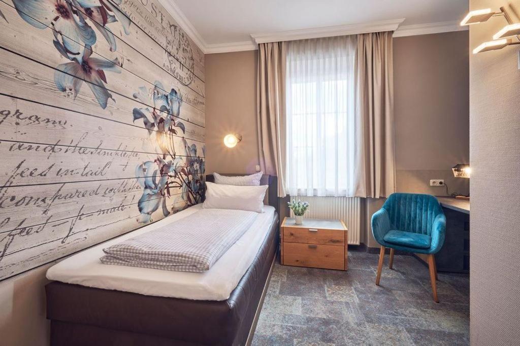 Single Room photo 2