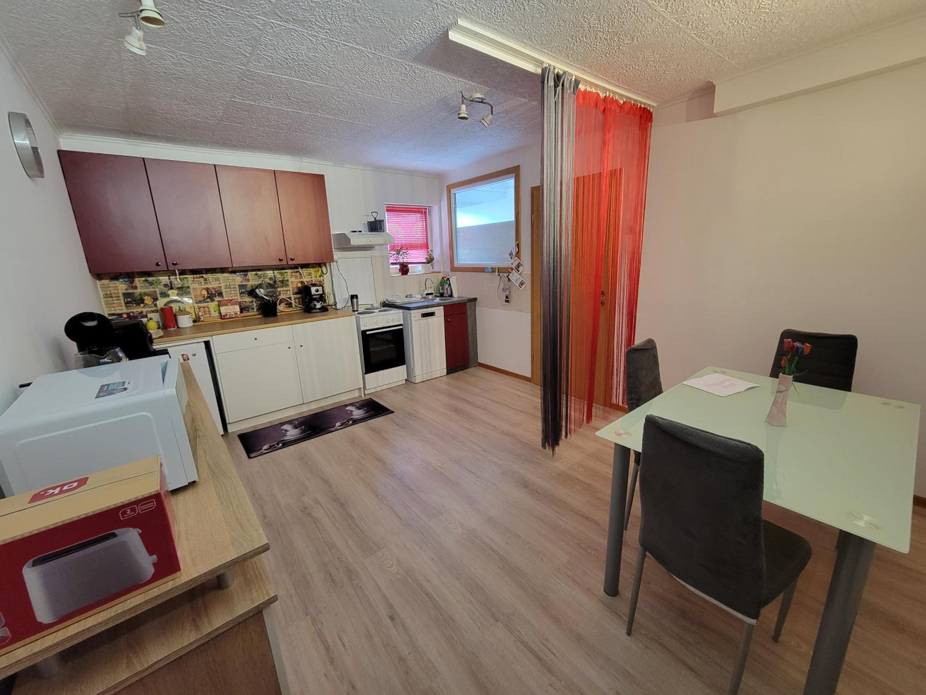 One-Bedroom Apartment photo 2