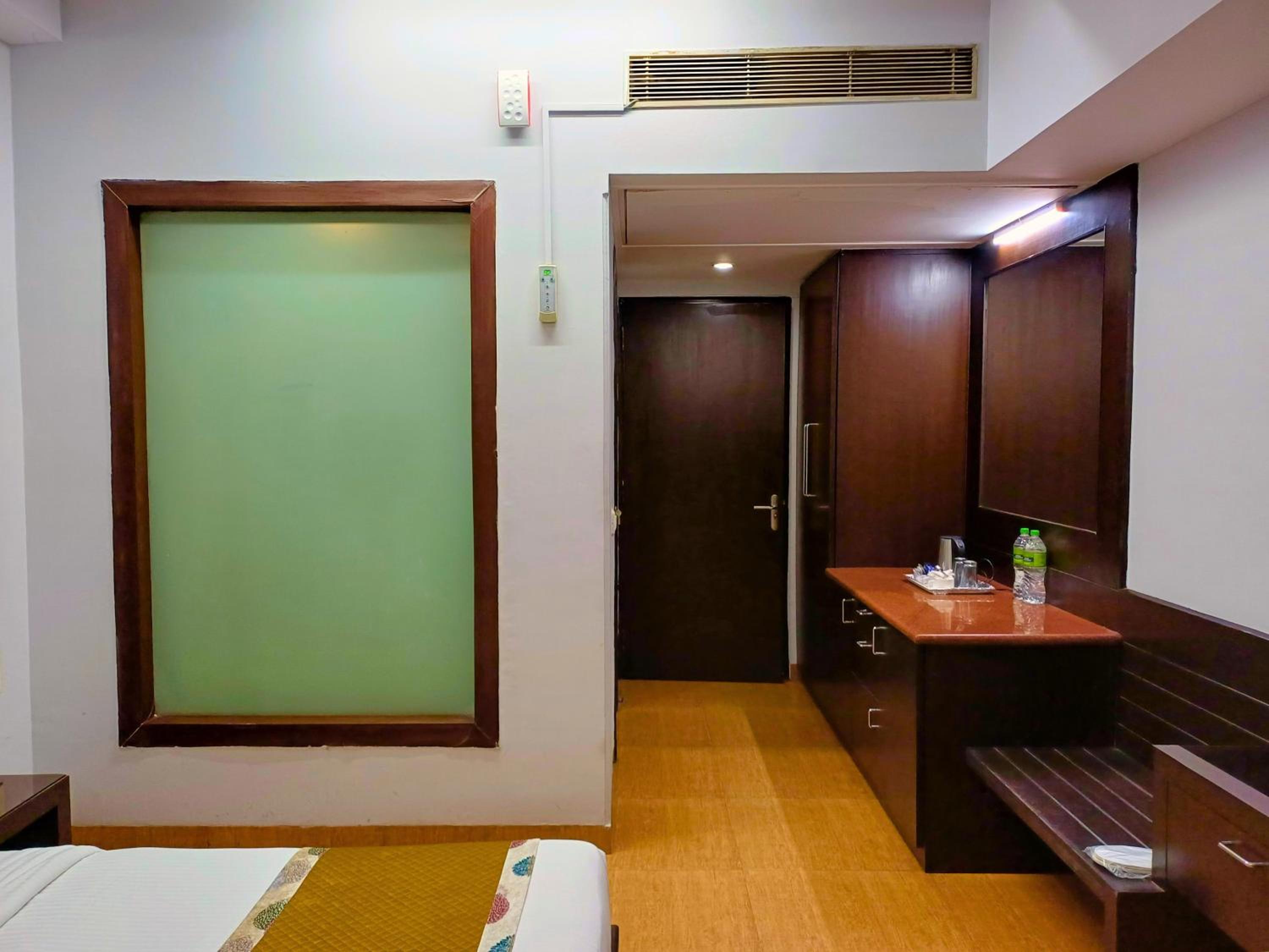 Deluxe Double Room photo 3