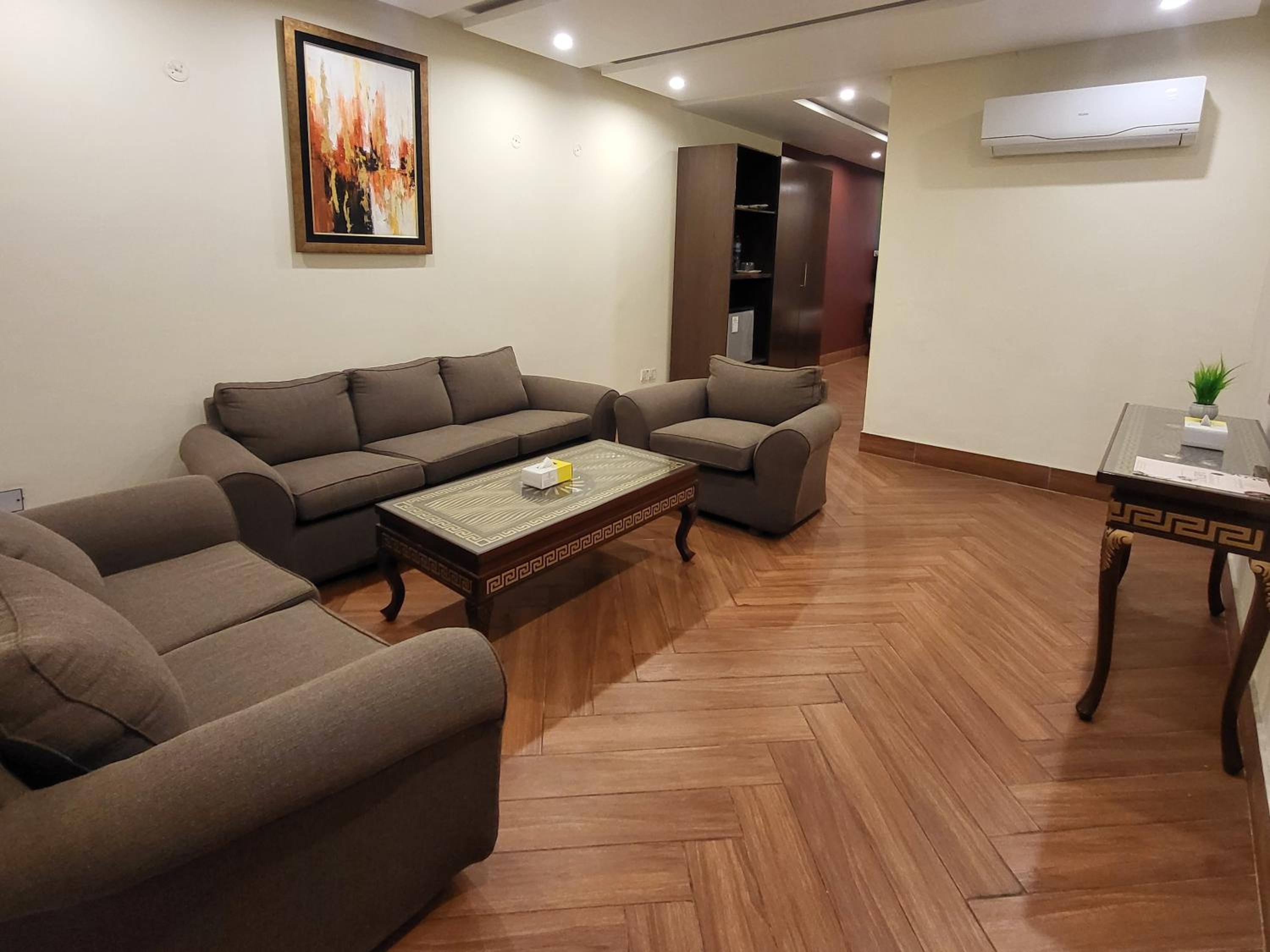 Executive Suite