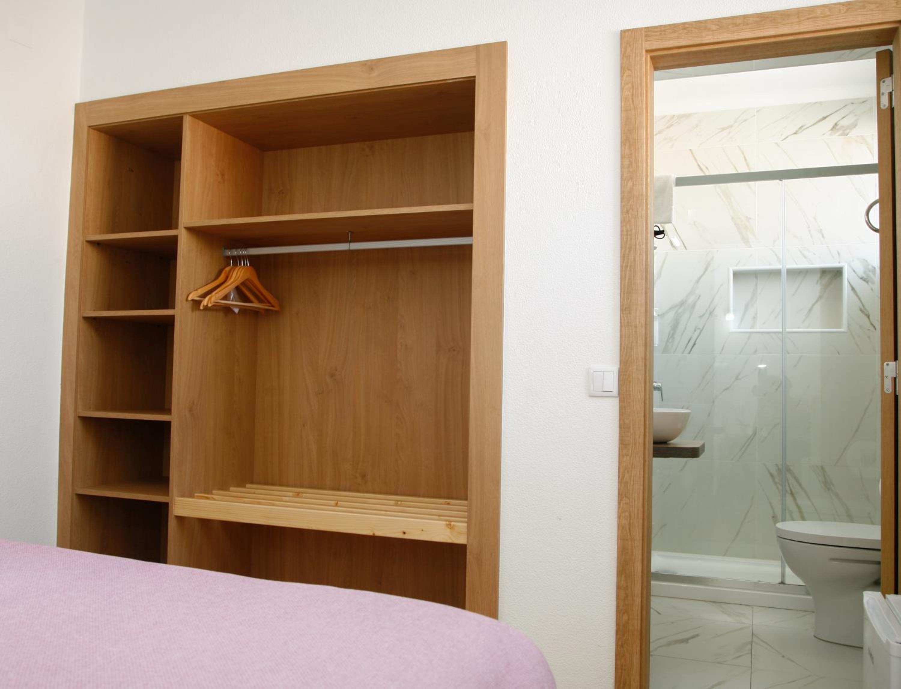 Budget Double Room - Photo 1