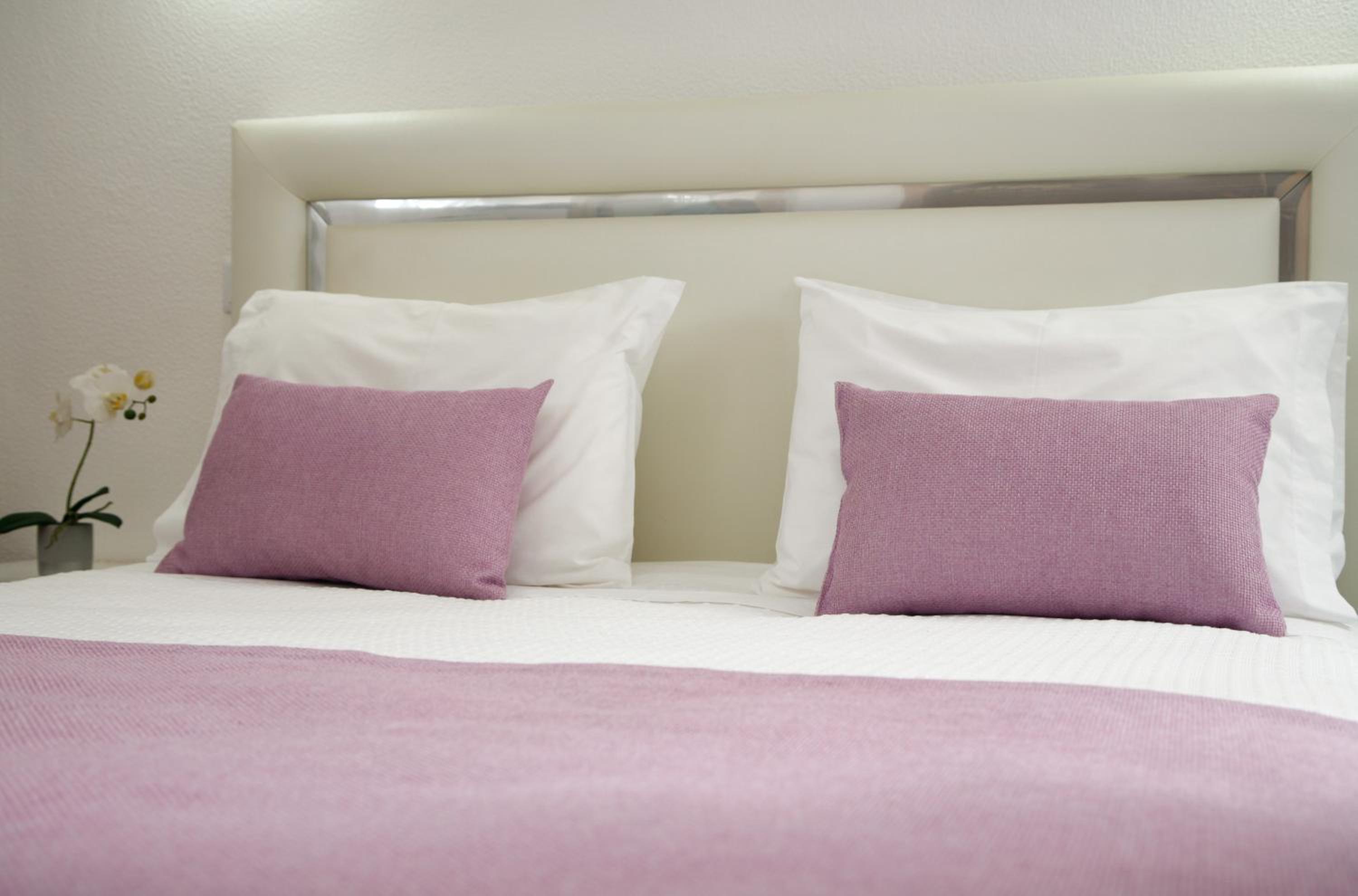 Standard Double Room - Photo 1