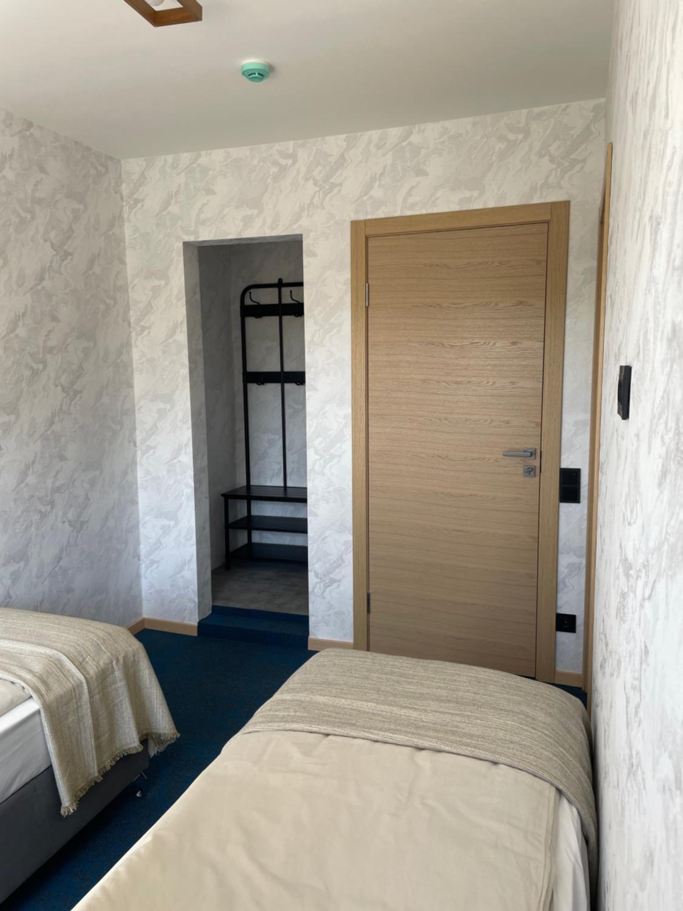 Twin Room with Bathroom photo 2