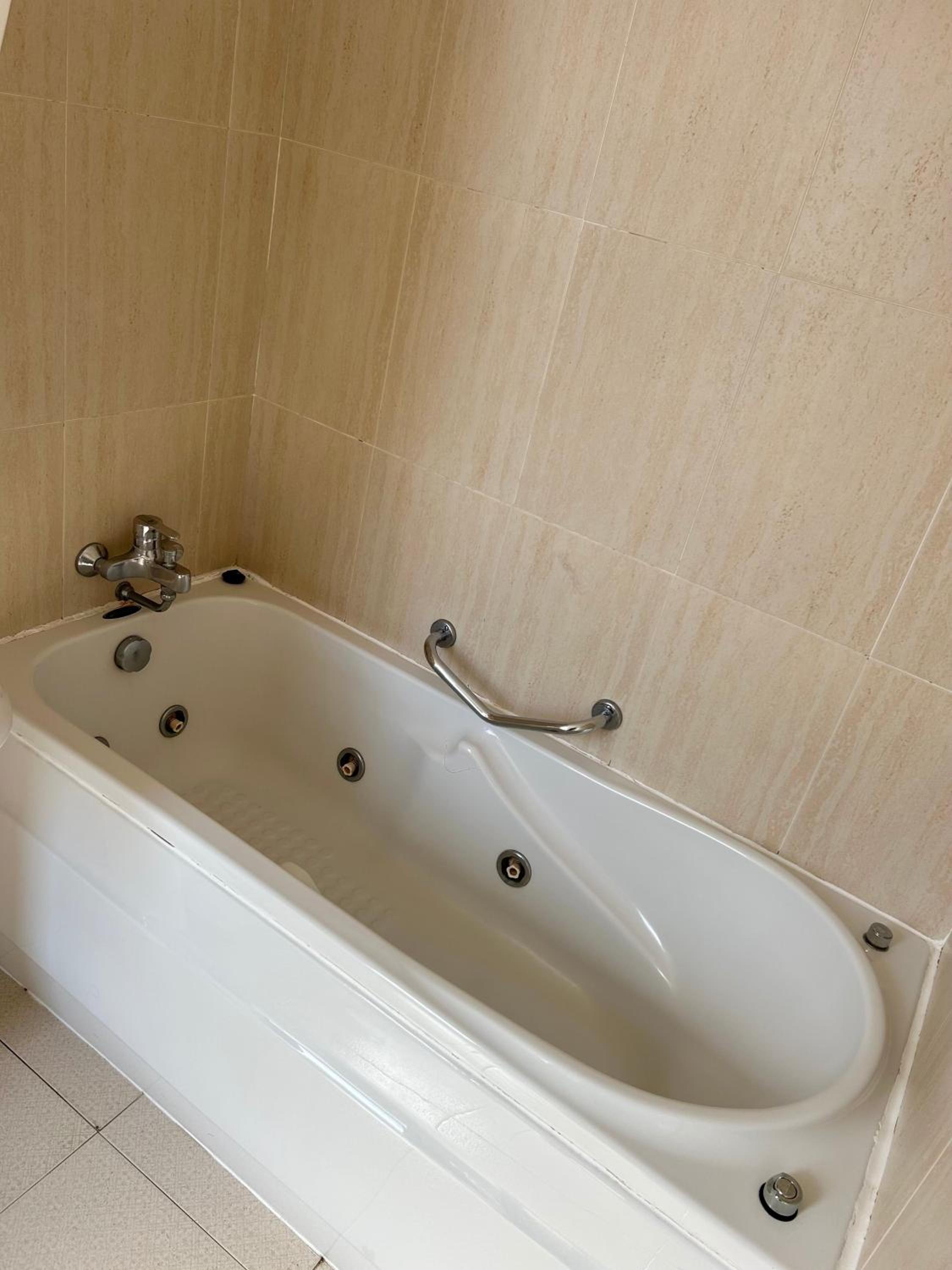 Double Room - Photo 6