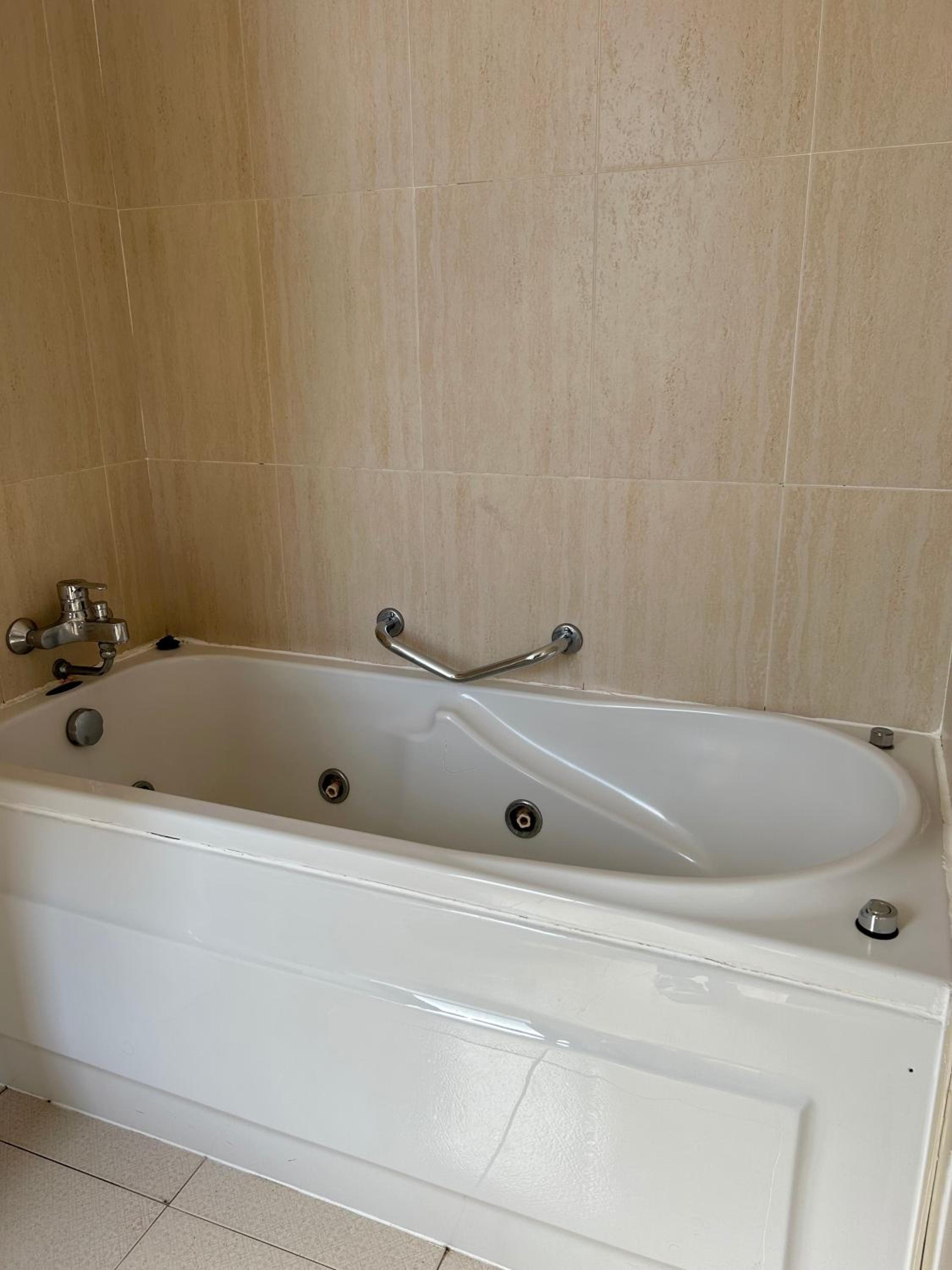 Double Room - Photo 9