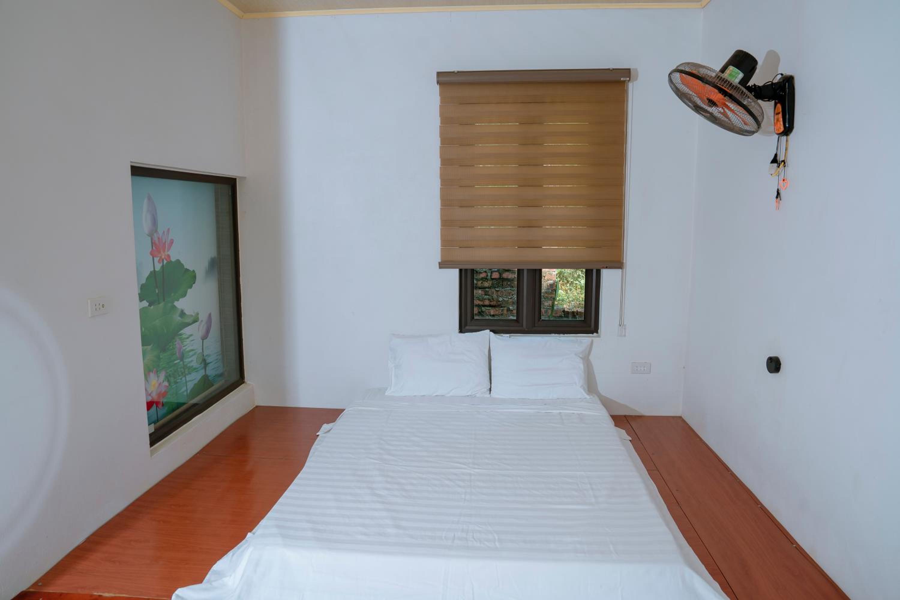 Bungalow with Garden View photo 3