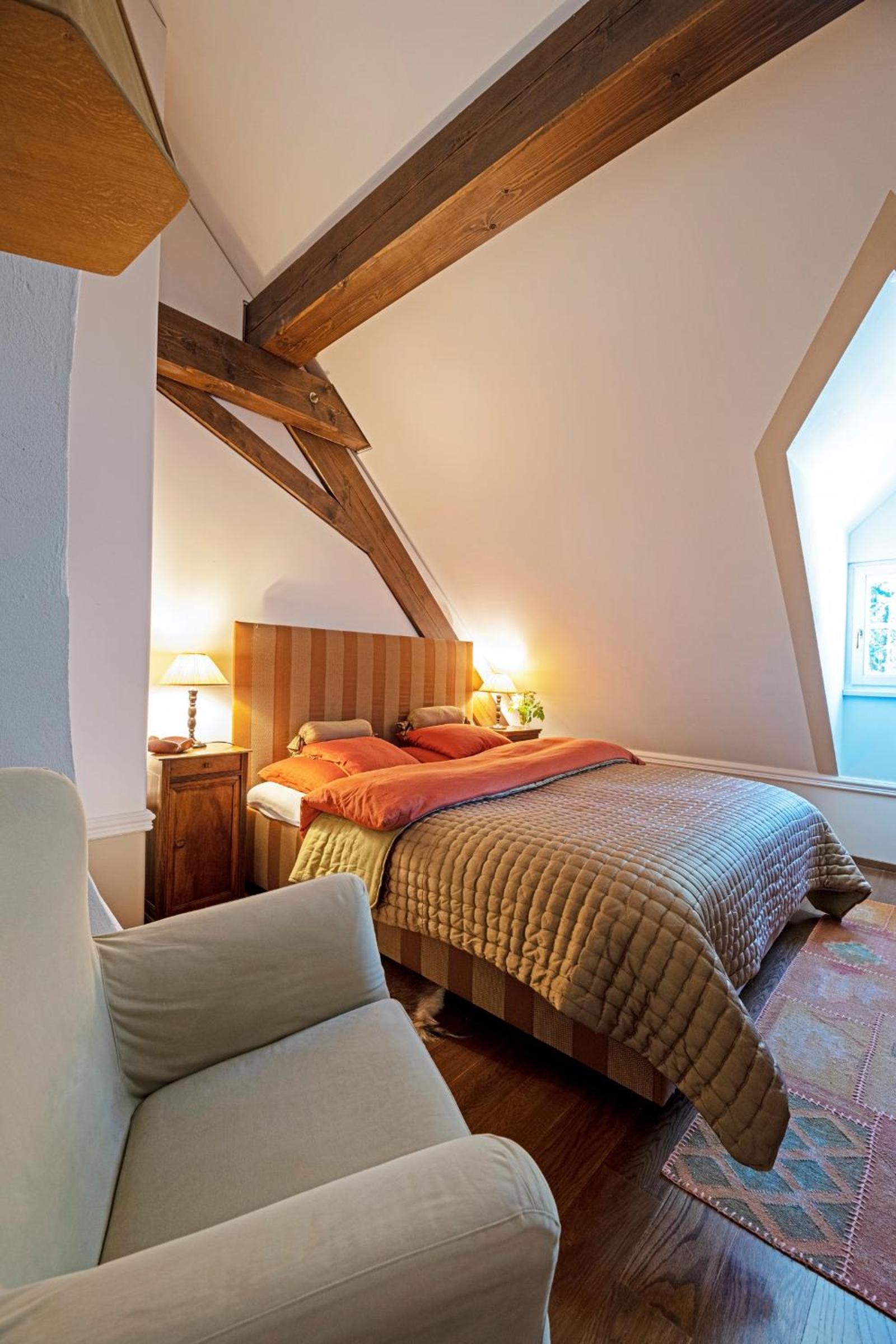 Deluxe Double Room with Shower photo 3