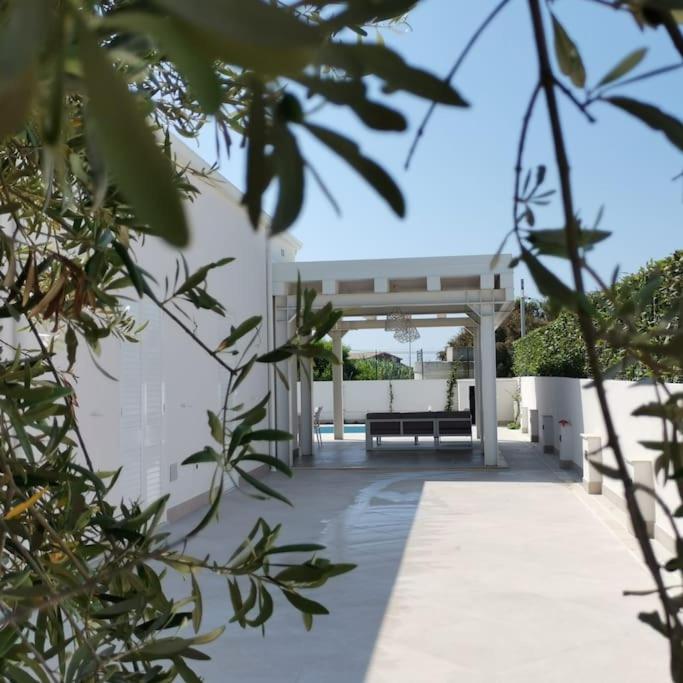 Villa photo 3