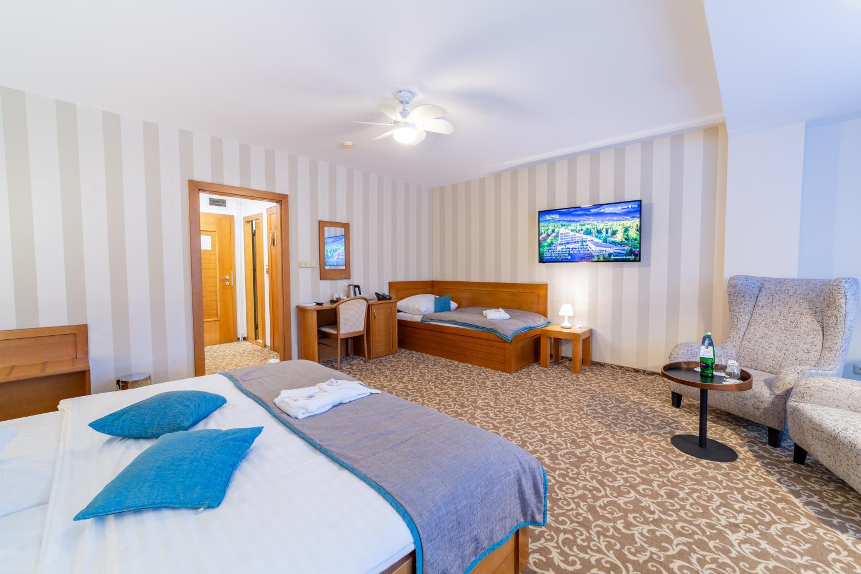 Quadruple Room with Wellness Access photo 3
