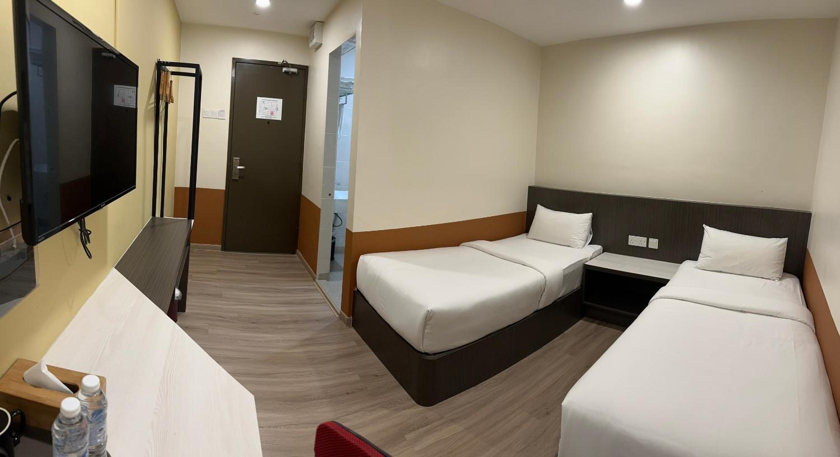 Superior Twin Room photo 2